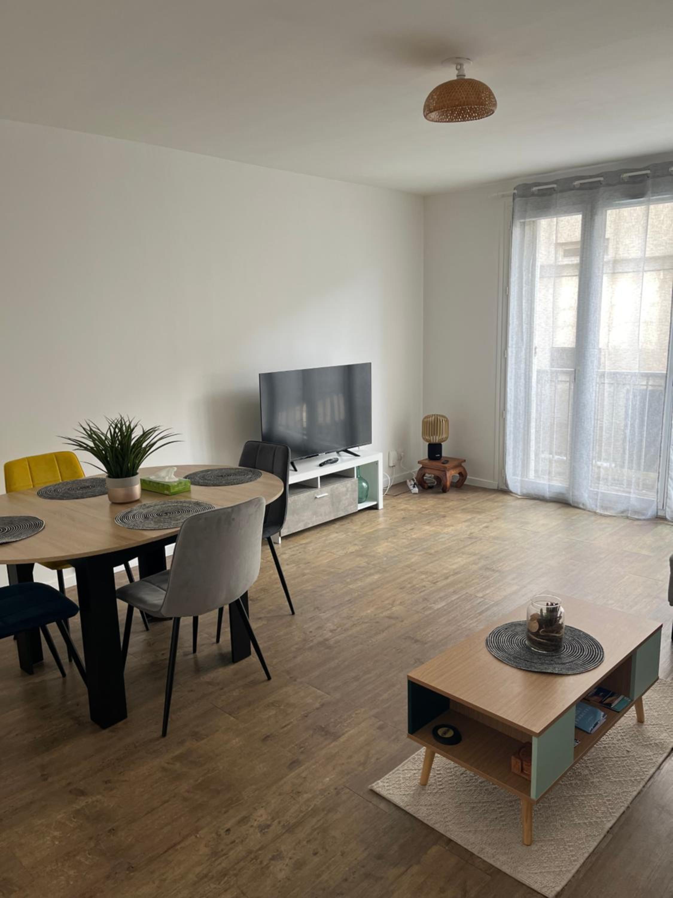 Two-Bedroom Apartment photo 2
