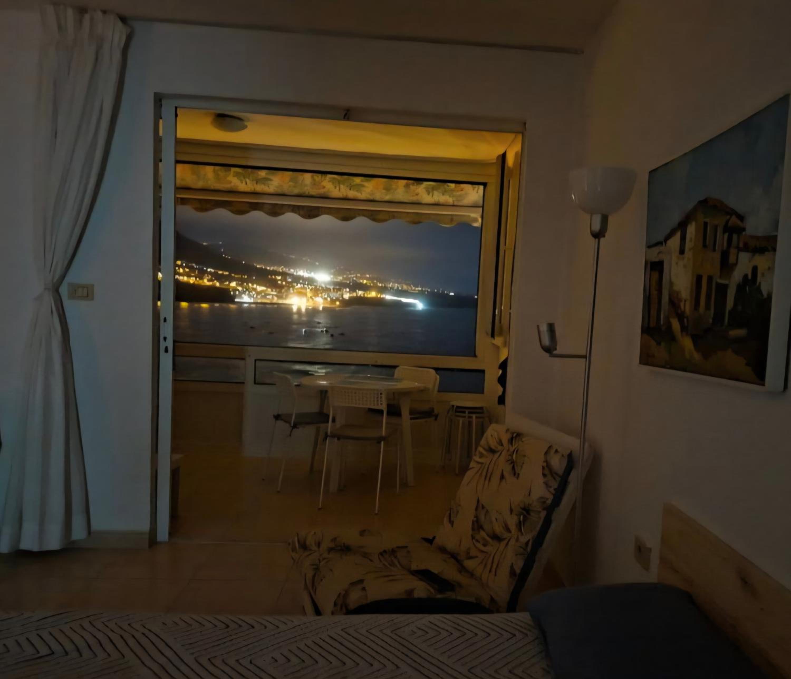 Studio with Balcony