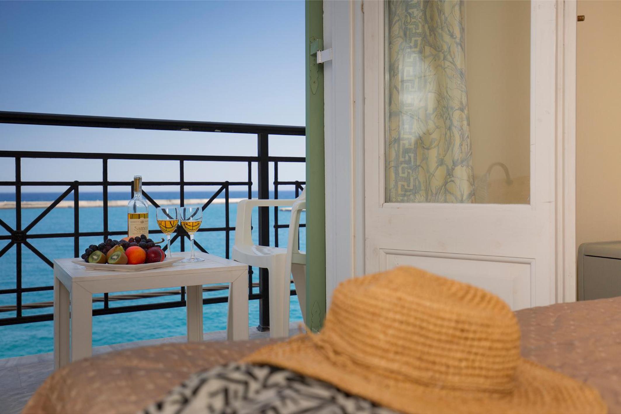 Twin Room with Sea View - Photo 2