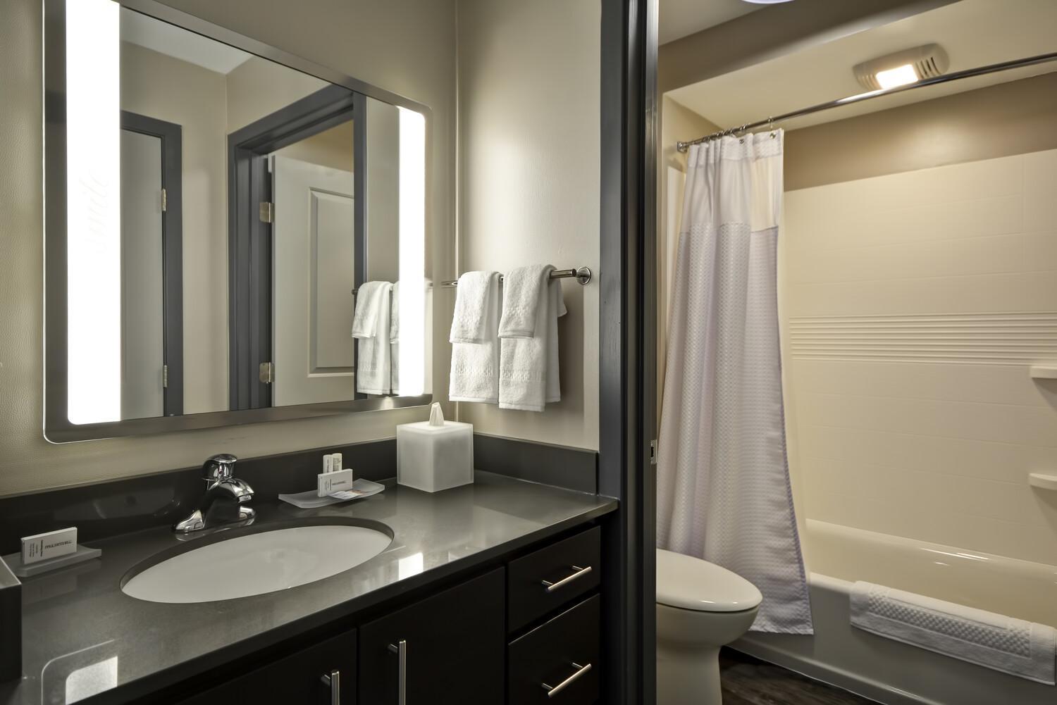 One-Bedroom Suite