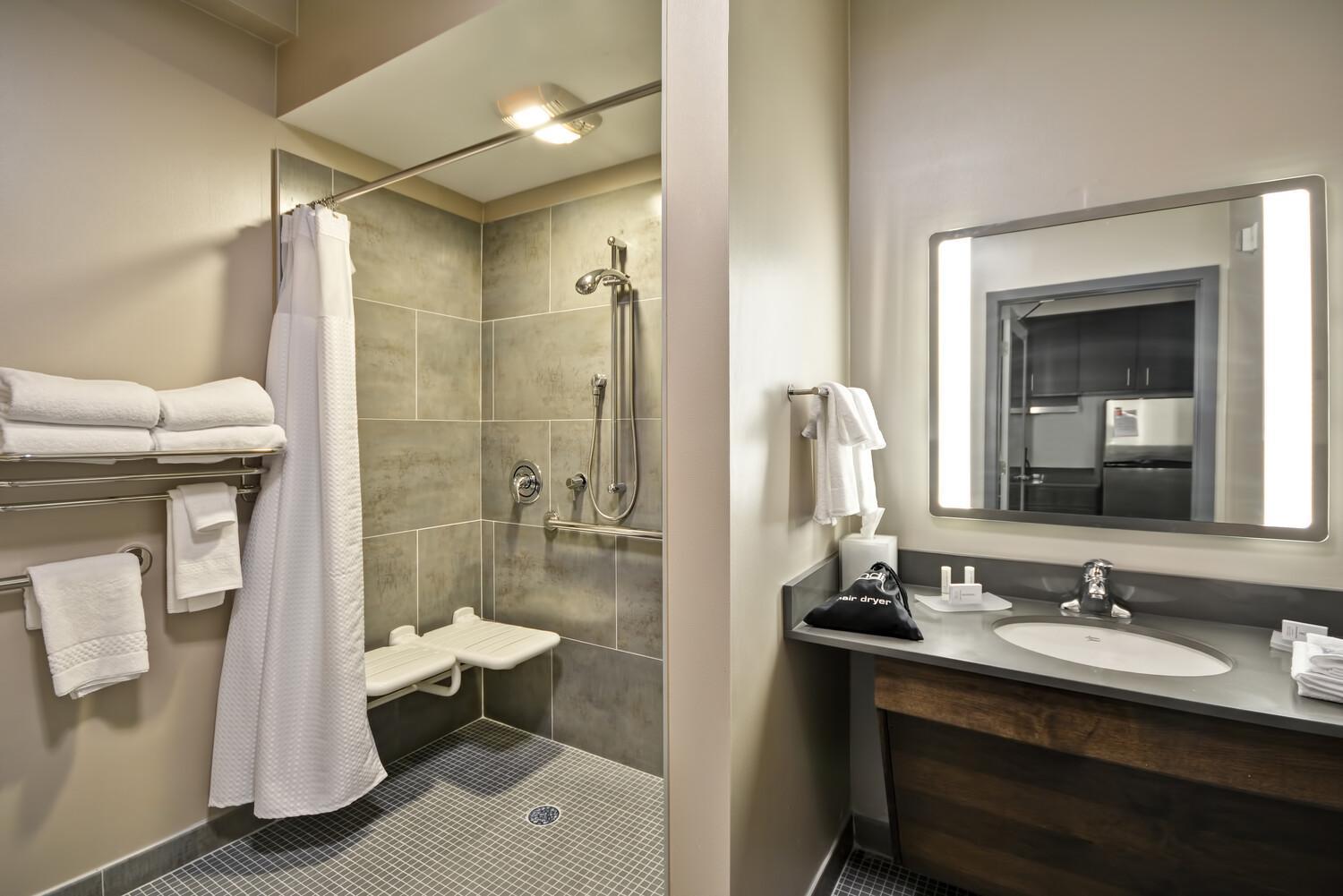 King Studio with Sofa Bed and Roll-in Shower - Mobility and Hearing Accessible