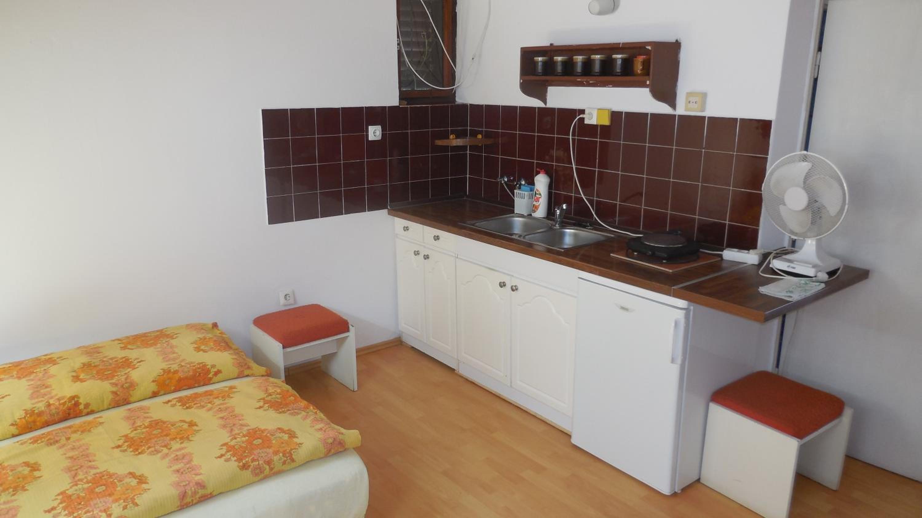 Studio Apartment photo 3