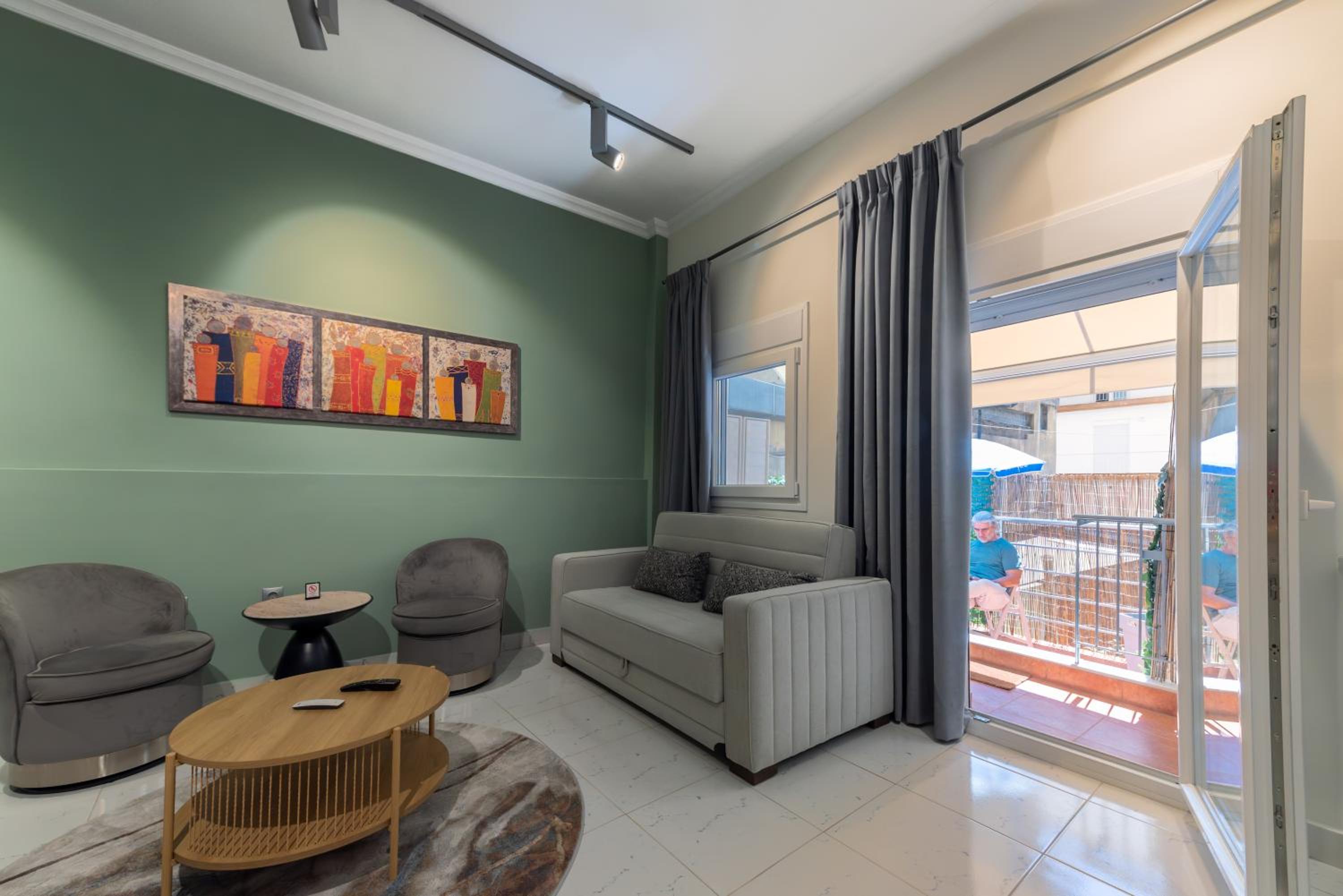 Superior Apartment photo 2