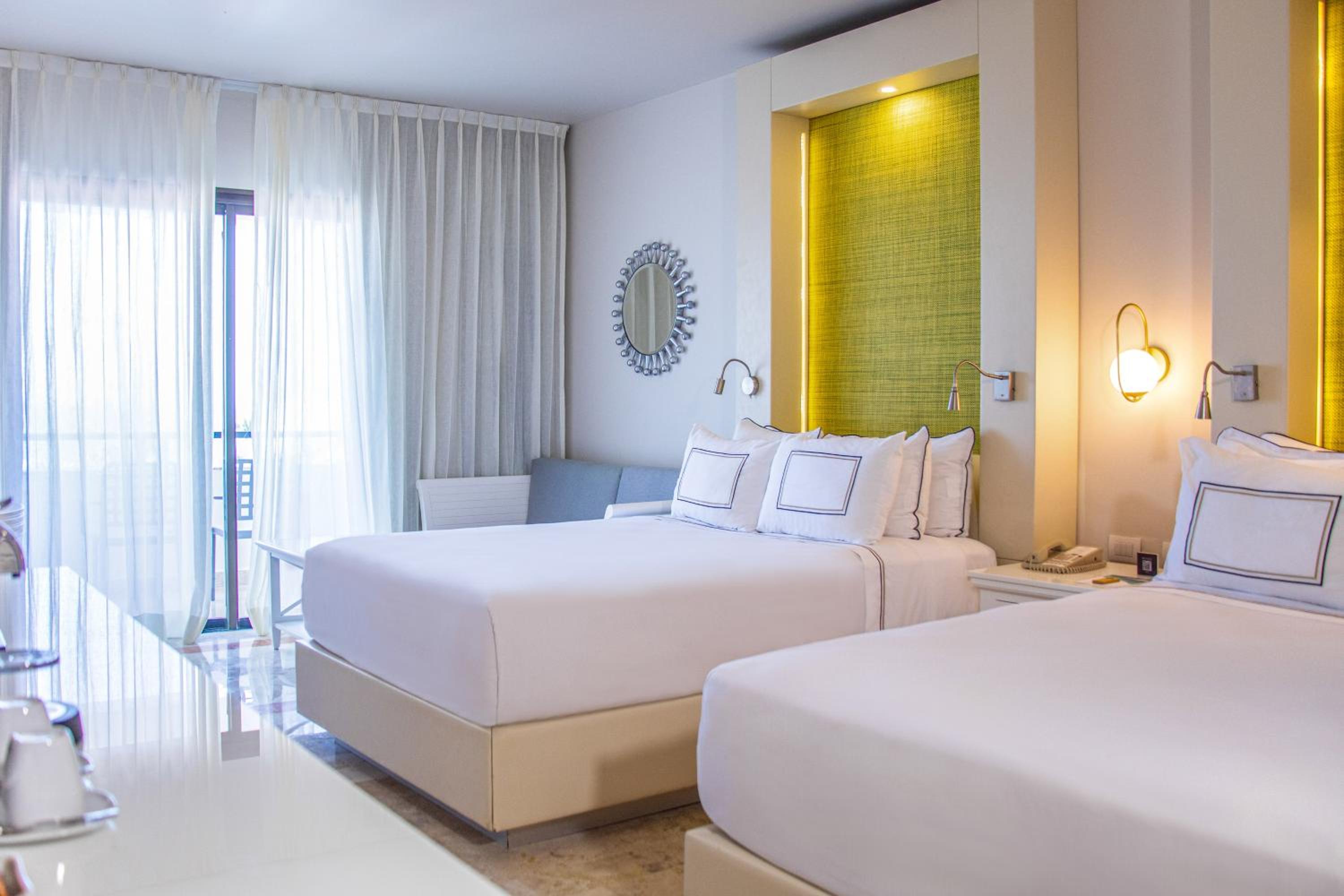 Deluxe Room Ocean View - Photo 5