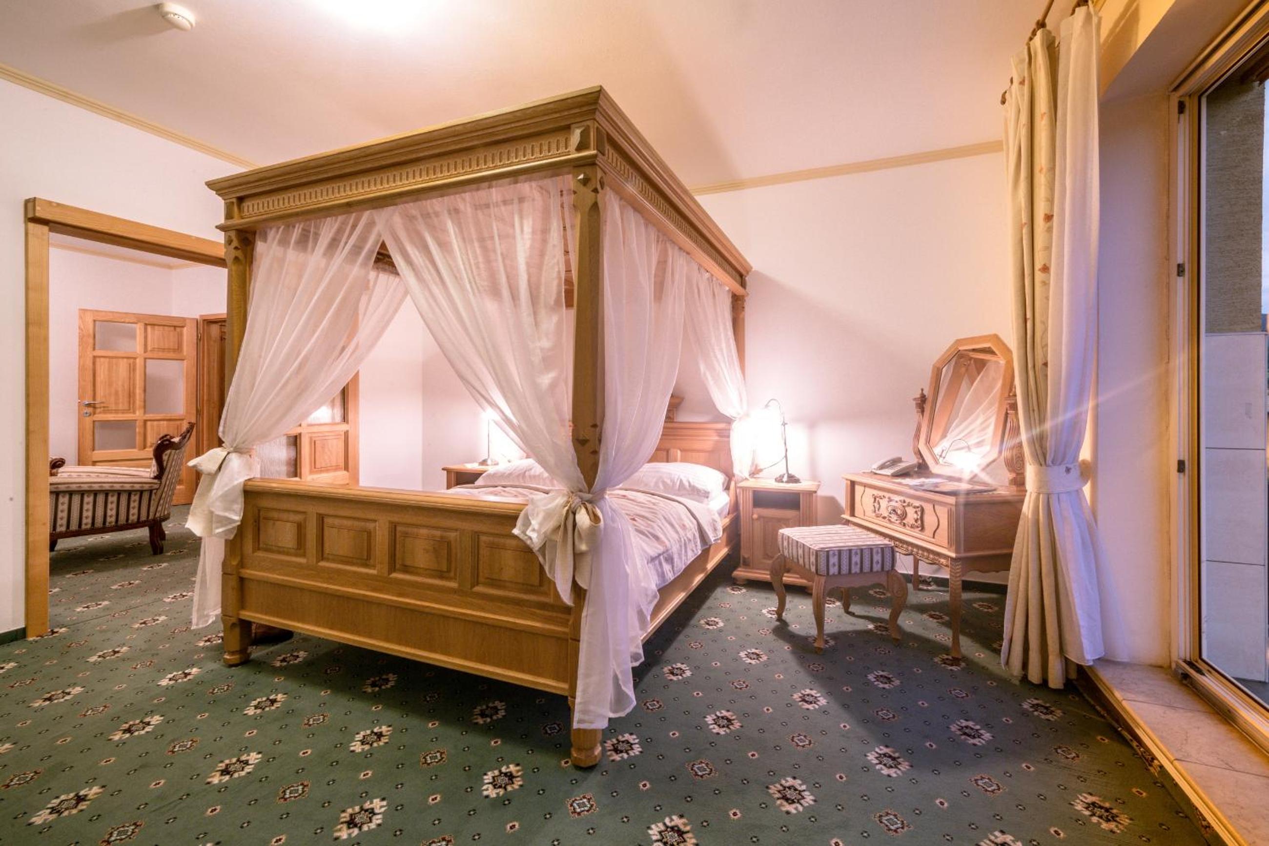 One-Bedroom Suite (2 Adults) - Photo 1