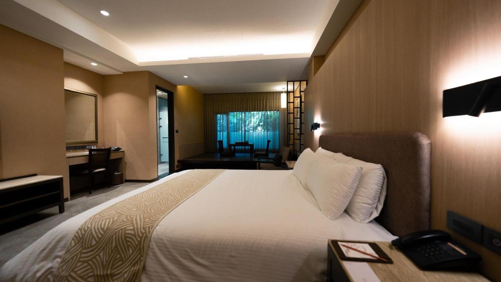 Three-Bedroom Villa photo 2