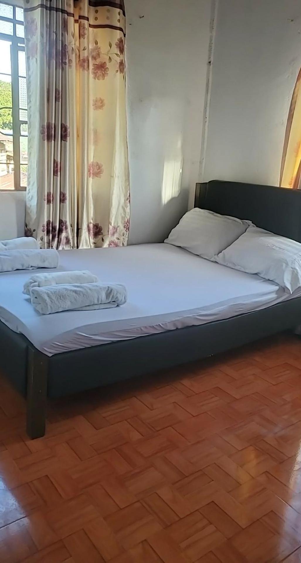 Budget Double Room photo 3