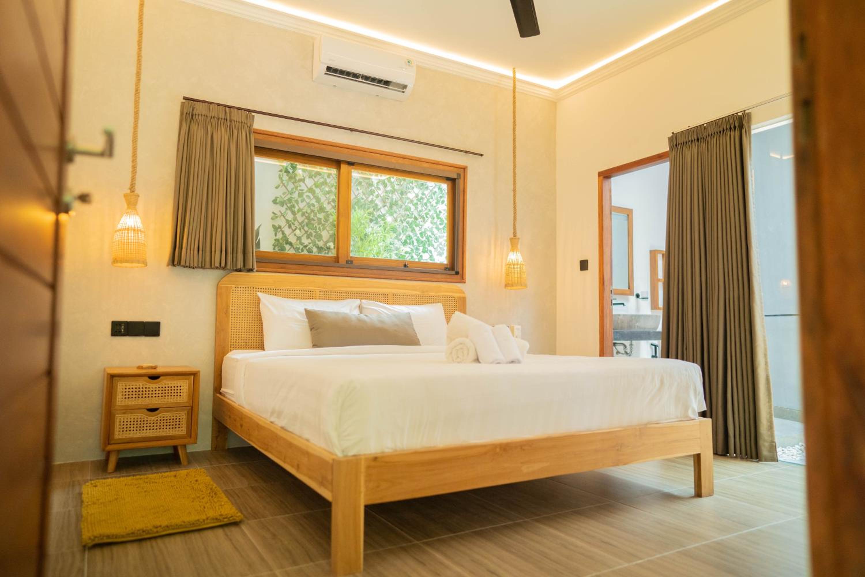 Two-Bedroom Villa - Photo 17