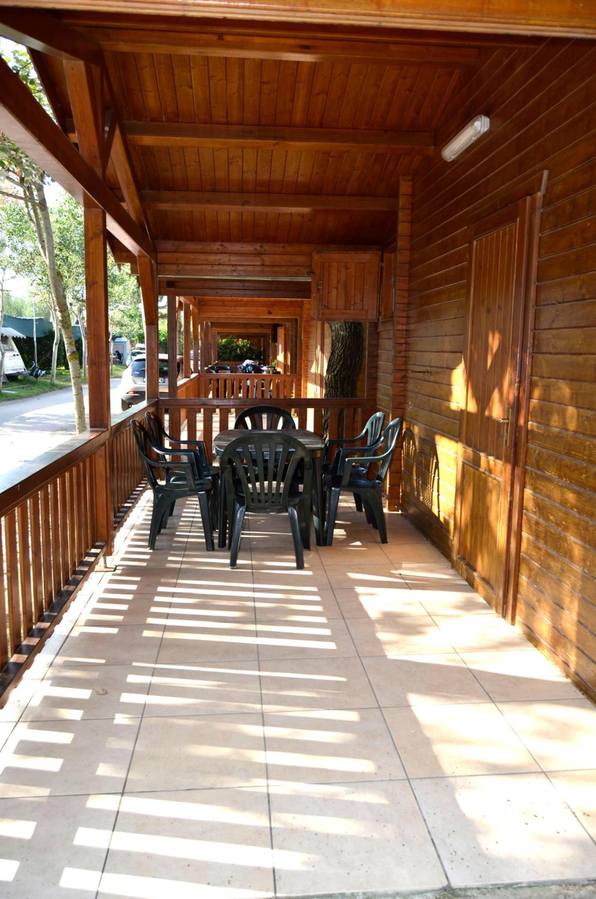 Family Bungalow photo 2
