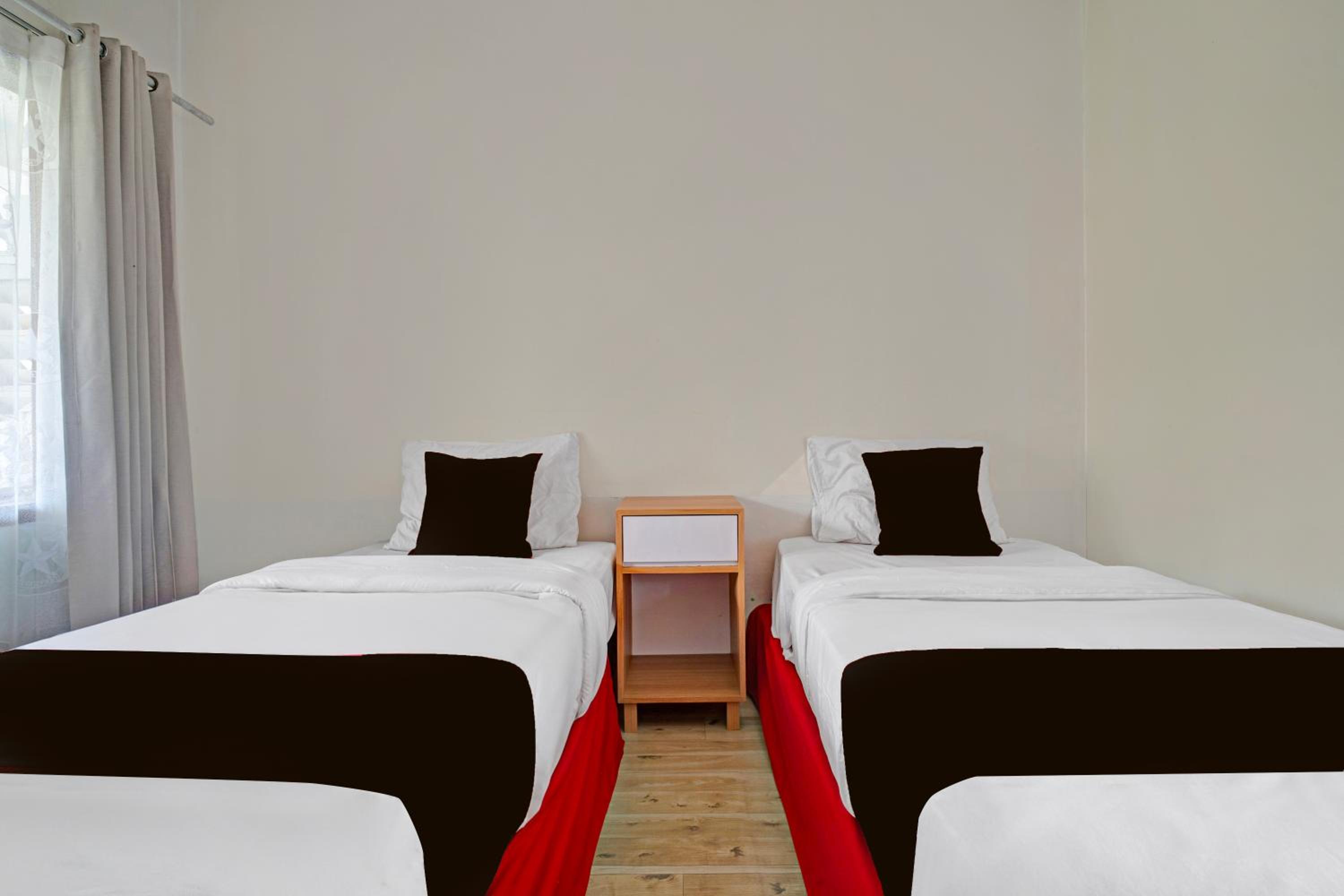 Delxue Twin Room