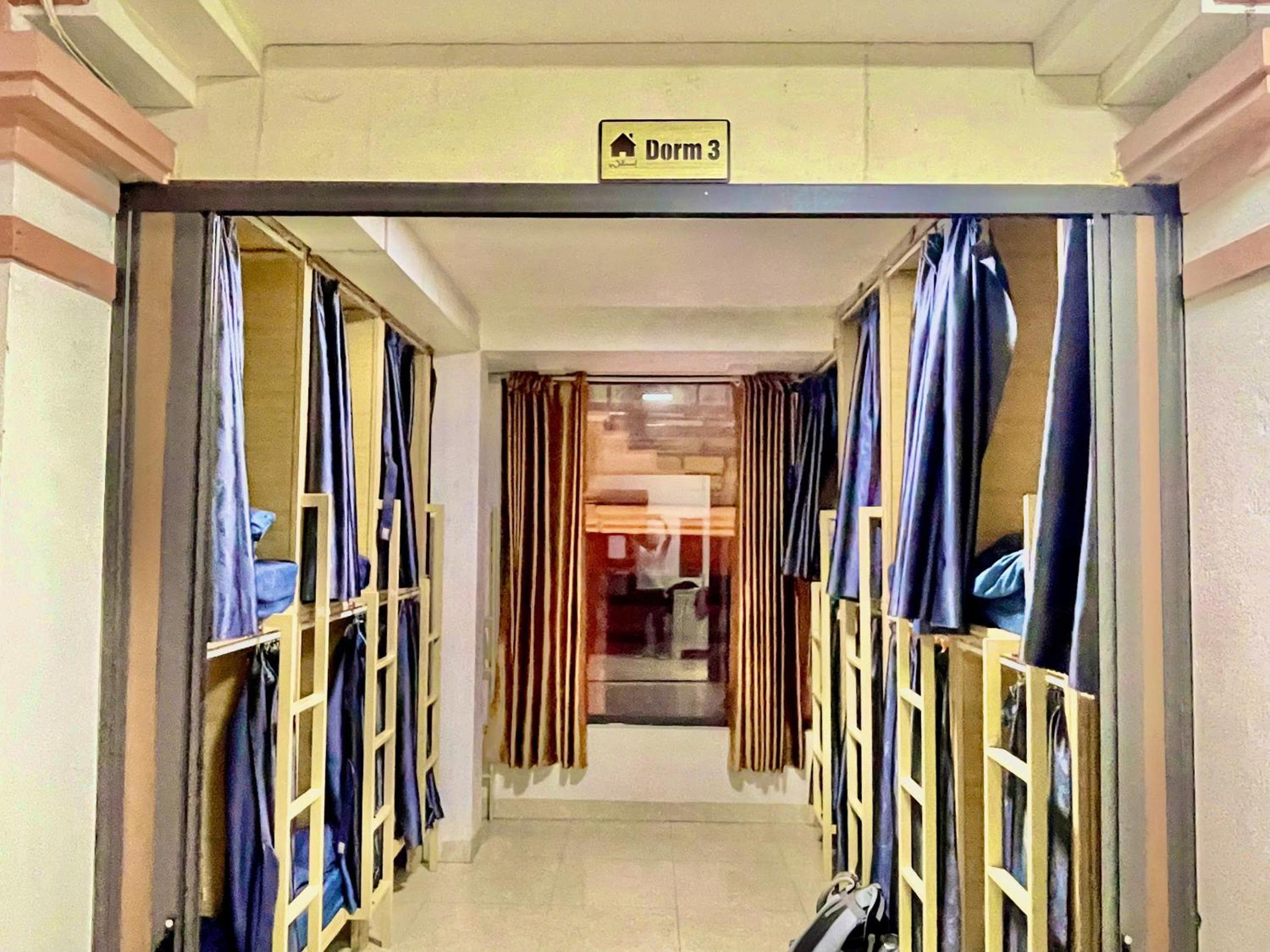 Single Bed in Male Dormitory Room with Shared Bathroom photo 2