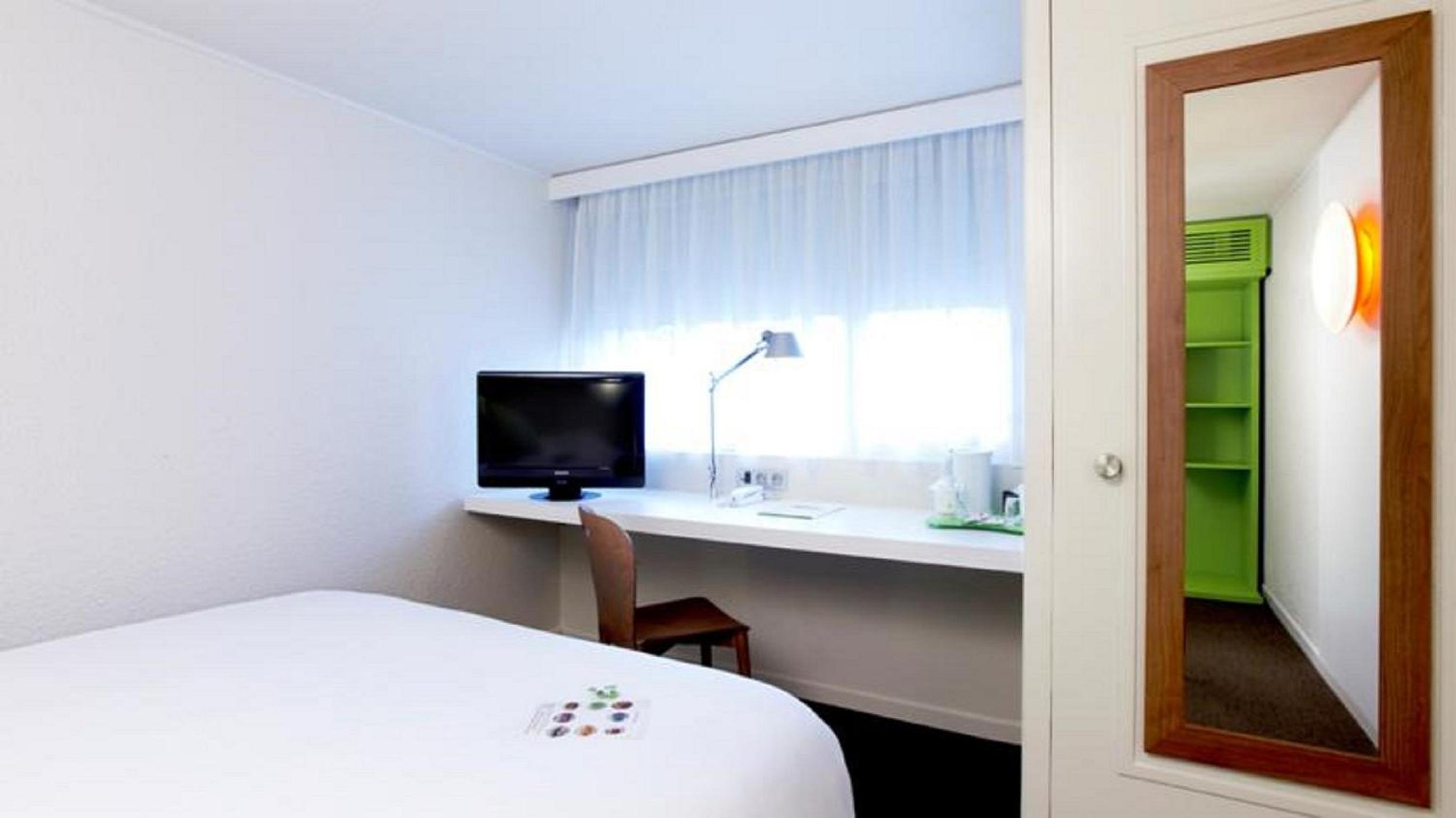 Standard Double Room - Photo 4