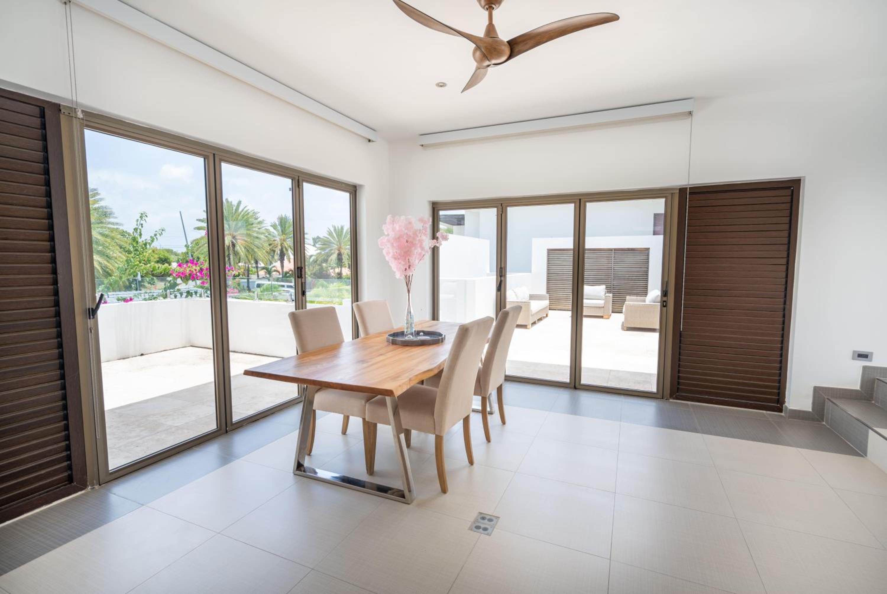 3-Bedroom Oceanfront Penthouse, 2 King Beds, 2 Twin Beds, Non-Smoking, photo 6