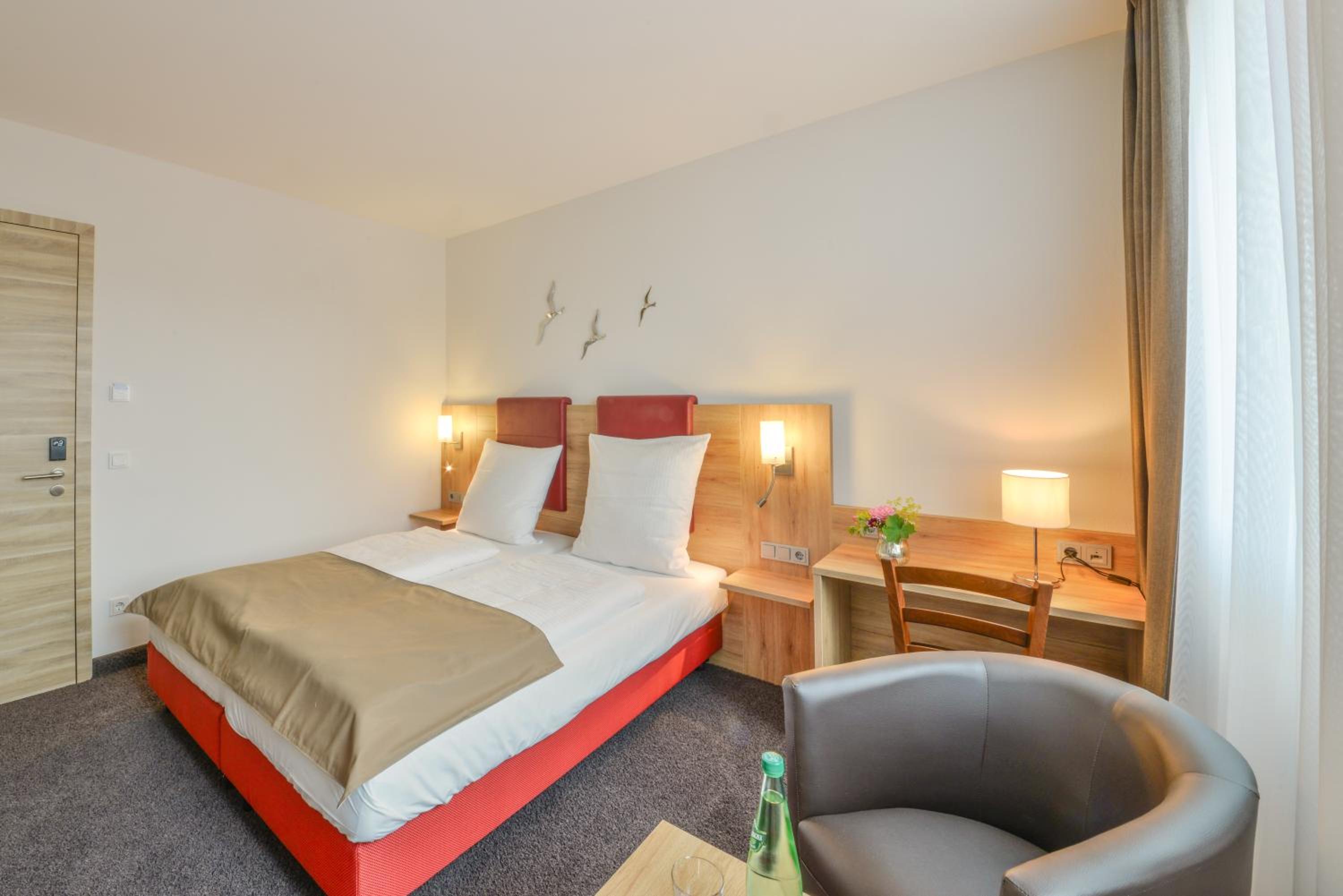 Double Room - Photo 4