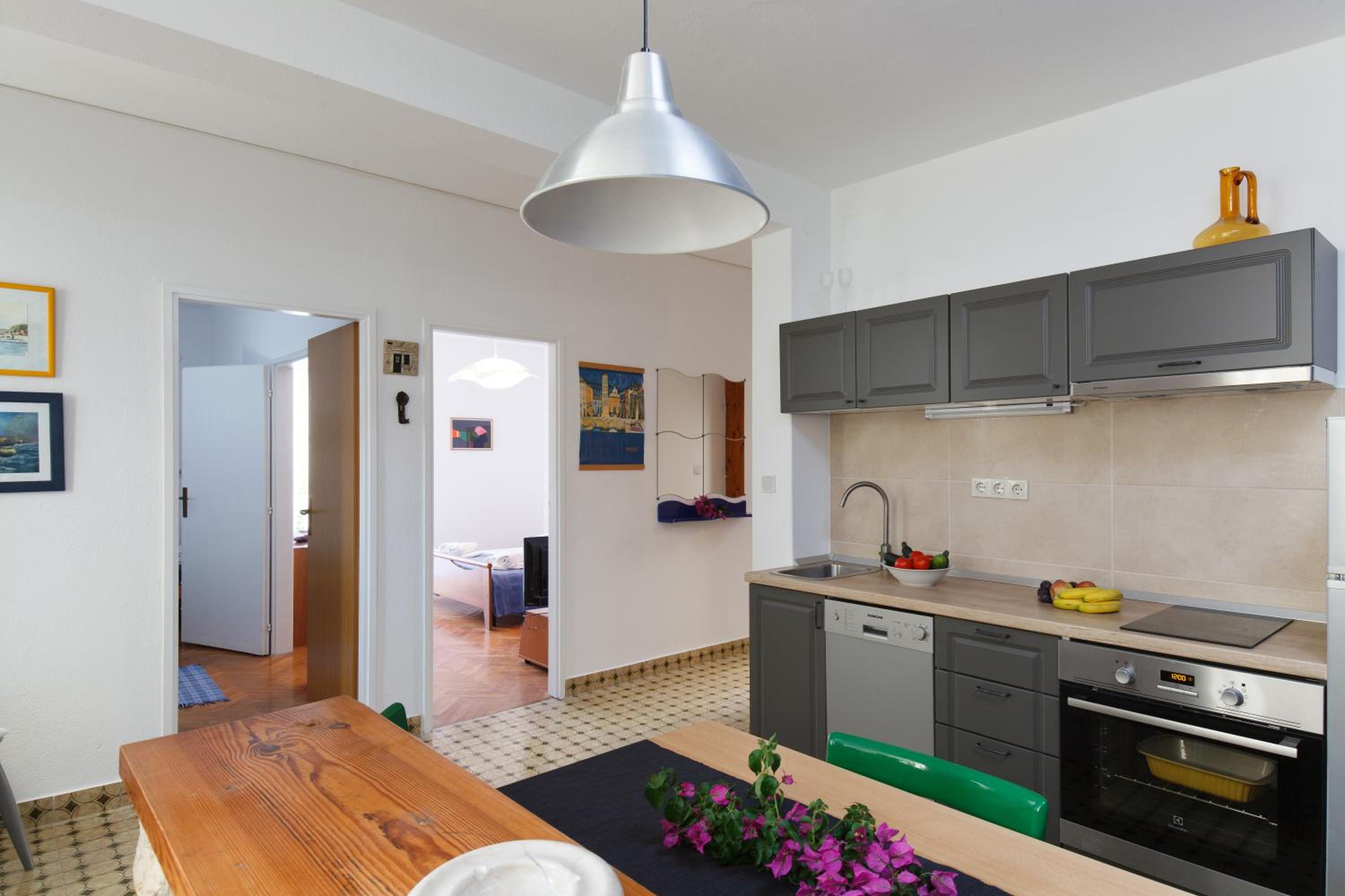 Deluxe Apartment photo 2