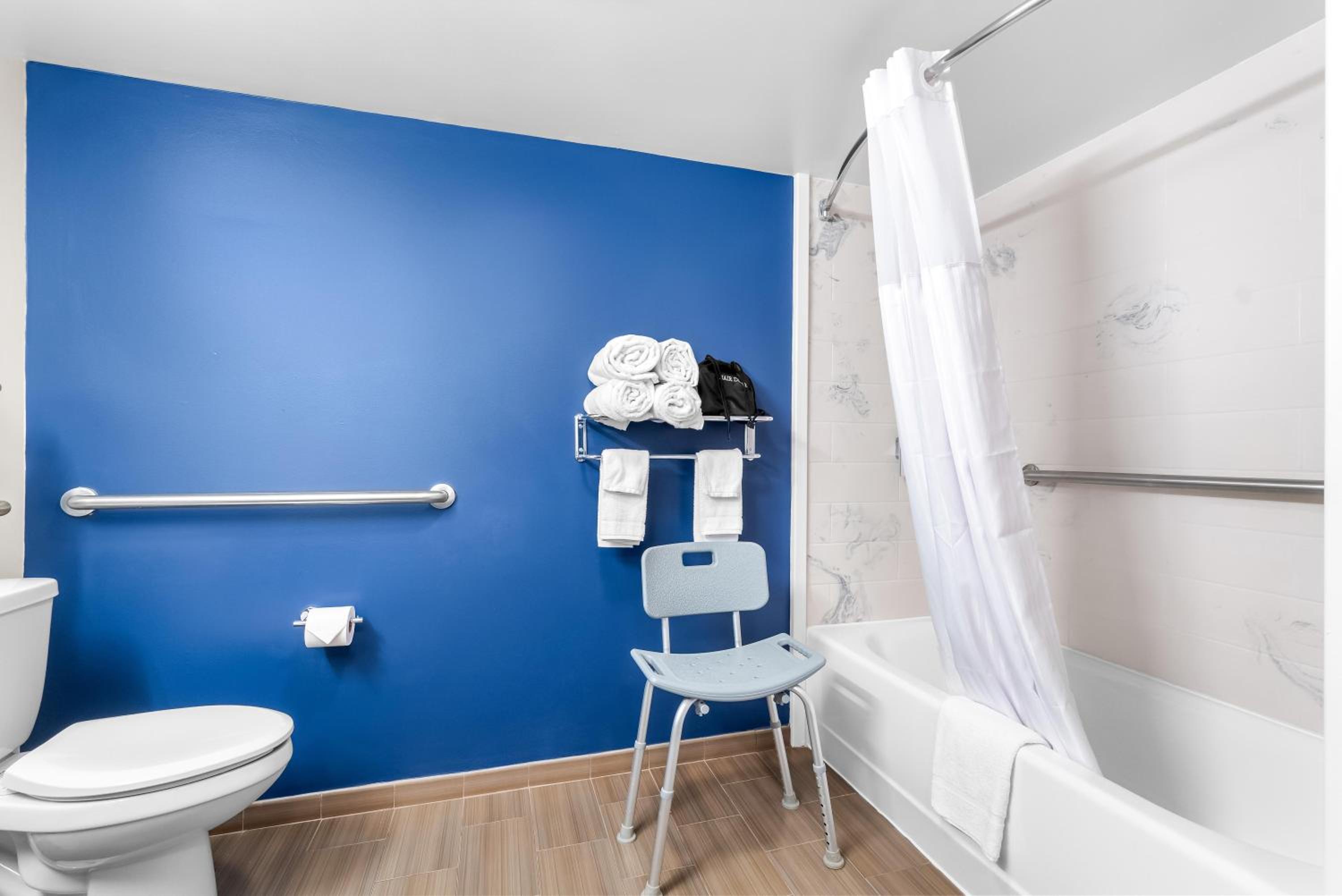 Queen Room with Two Queen Beds and Accessible Tub - Mobility and Hearing Access