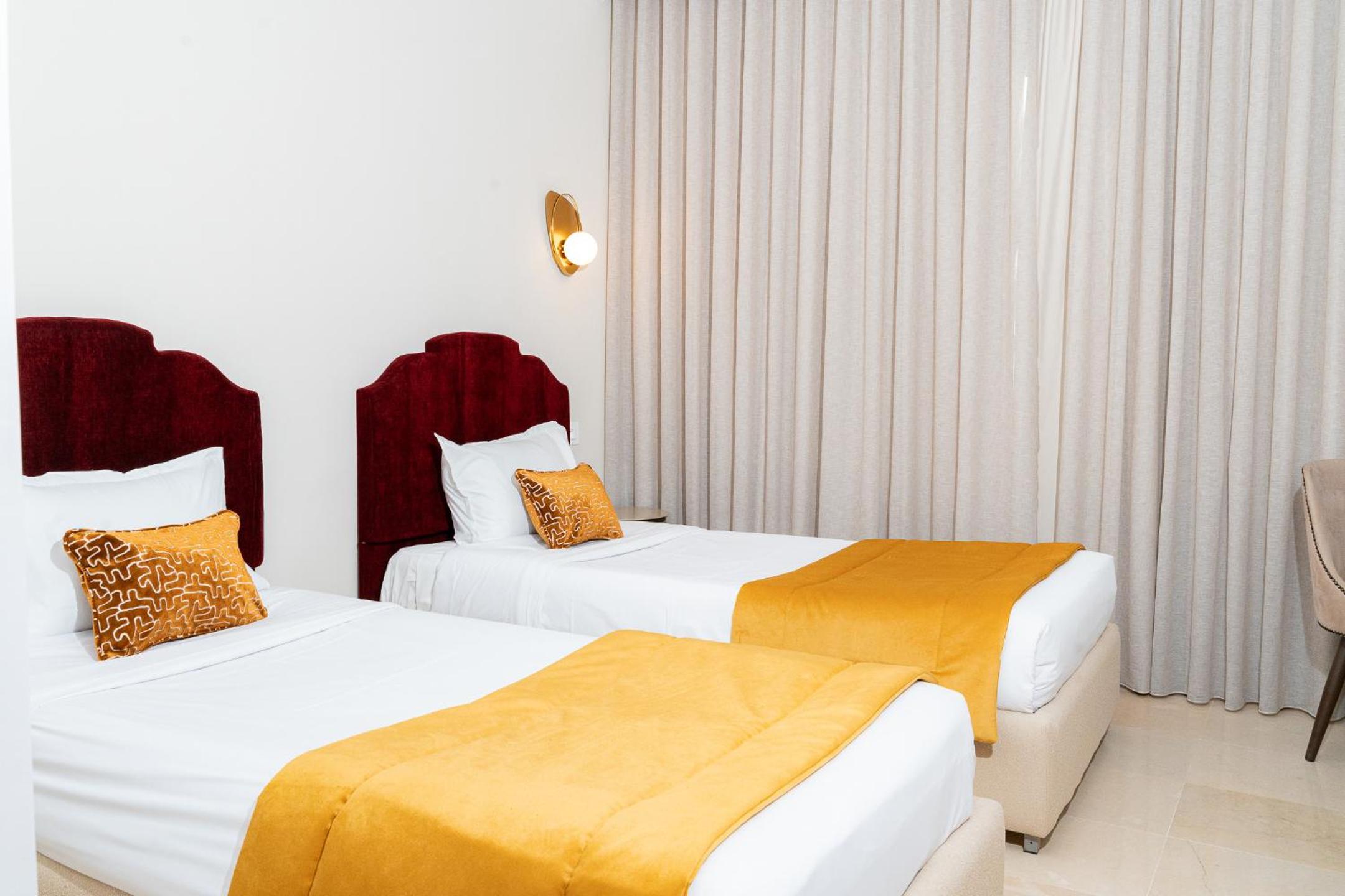 Deluxe Double or Twin Room - Photo 4