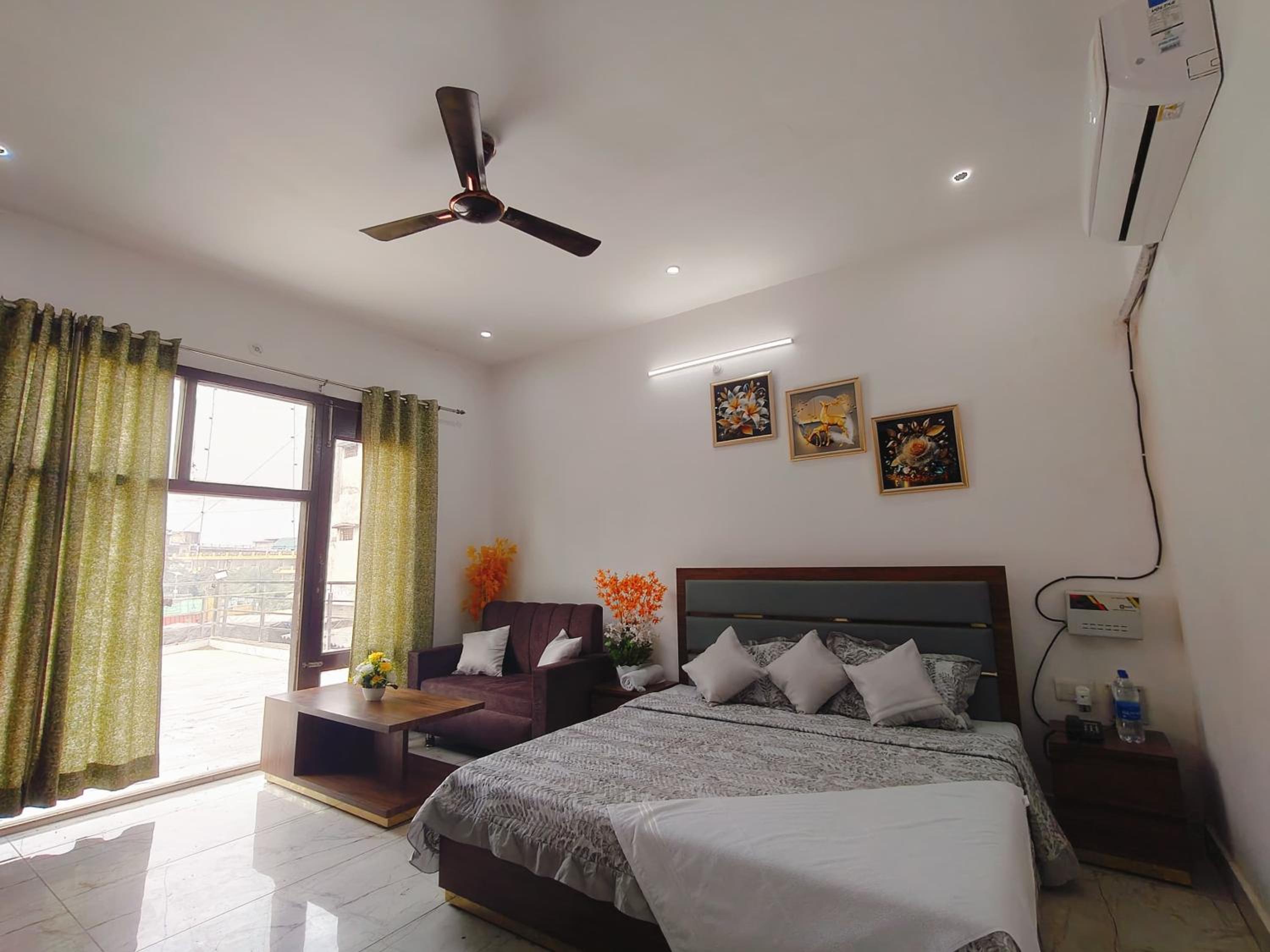 Suite with Balcony