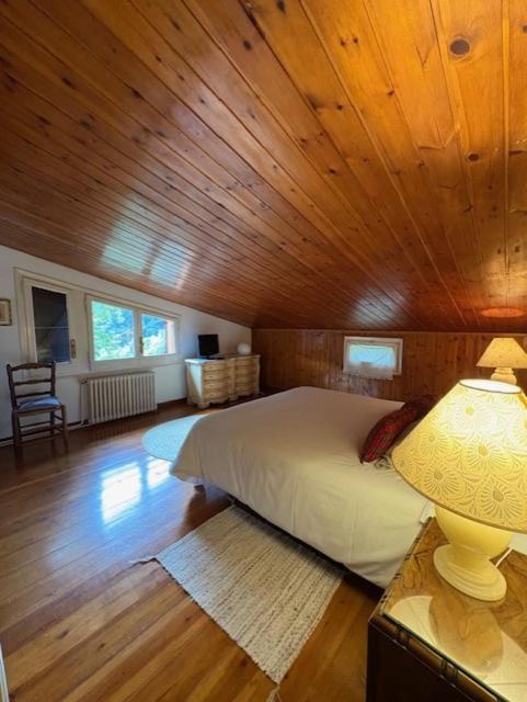 Family Room with Bathroom photo 3