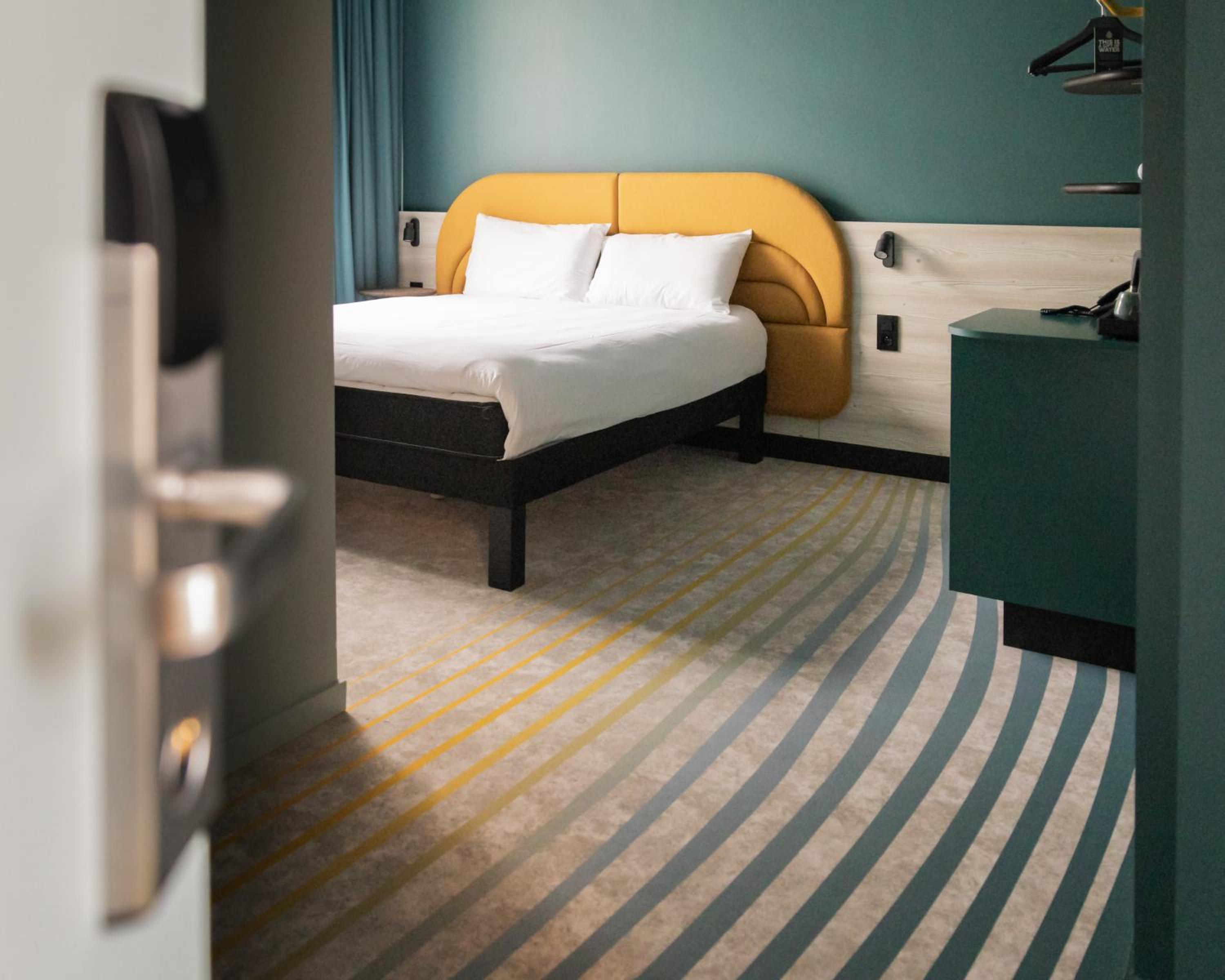 Adapted Premium Deluxe Double Room  - Photo 5