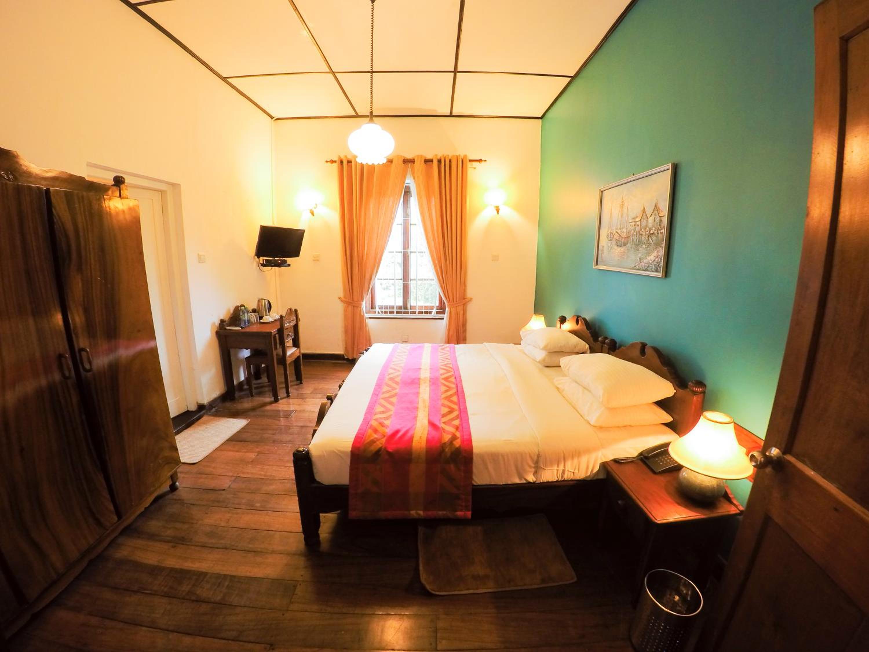 Superior Room with Bathtub photo 2