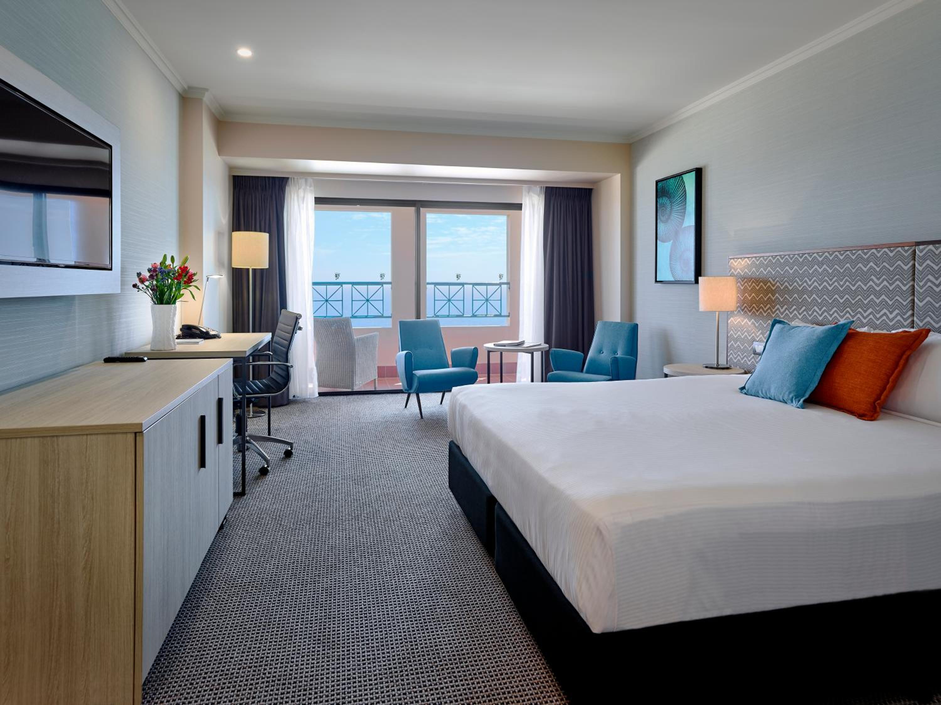 Grand Ocean with Balcony
