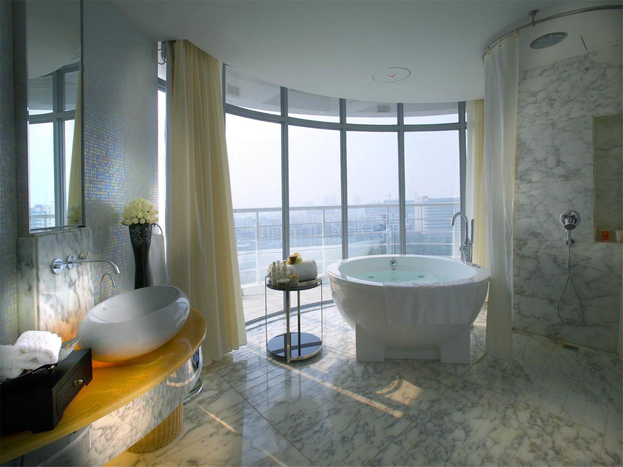 Romantic Suite photo 3
