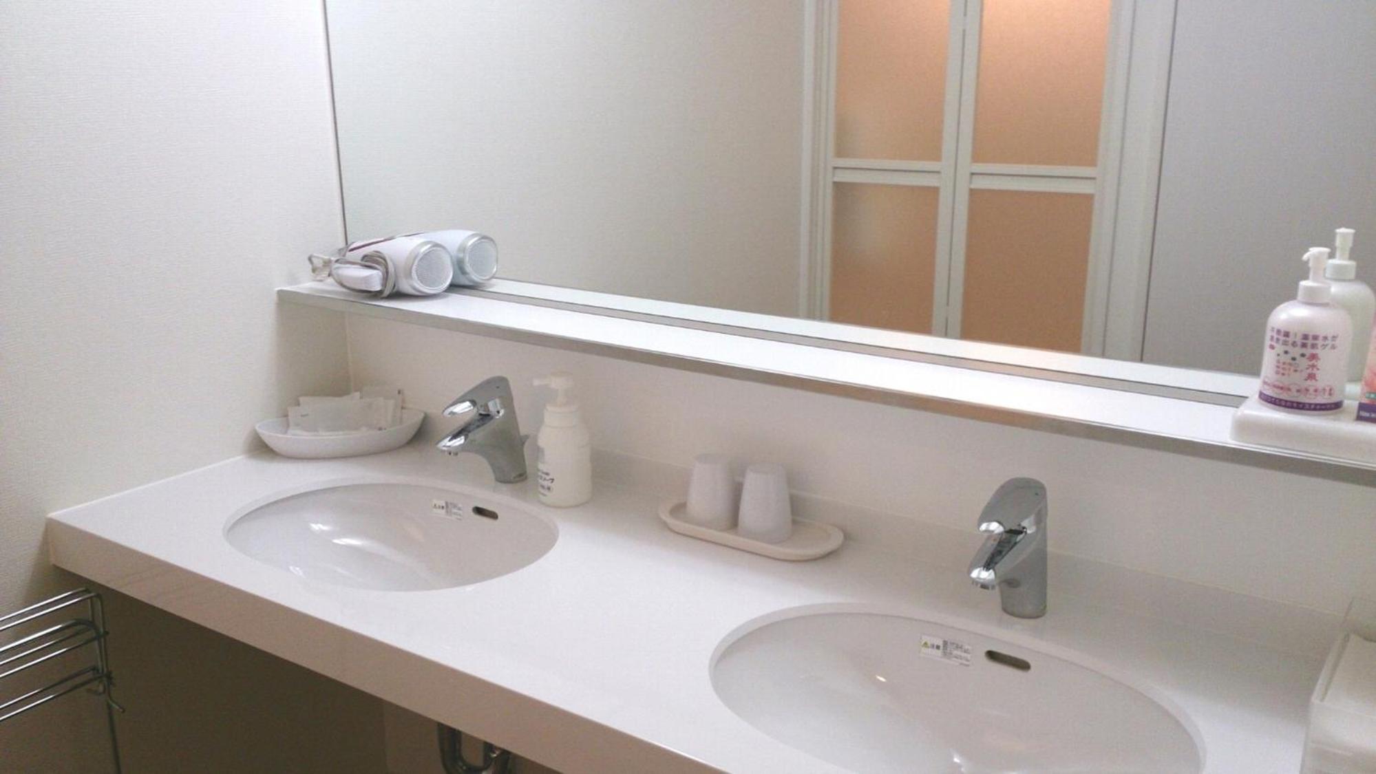 Standard Japanese-Style Room with Shower