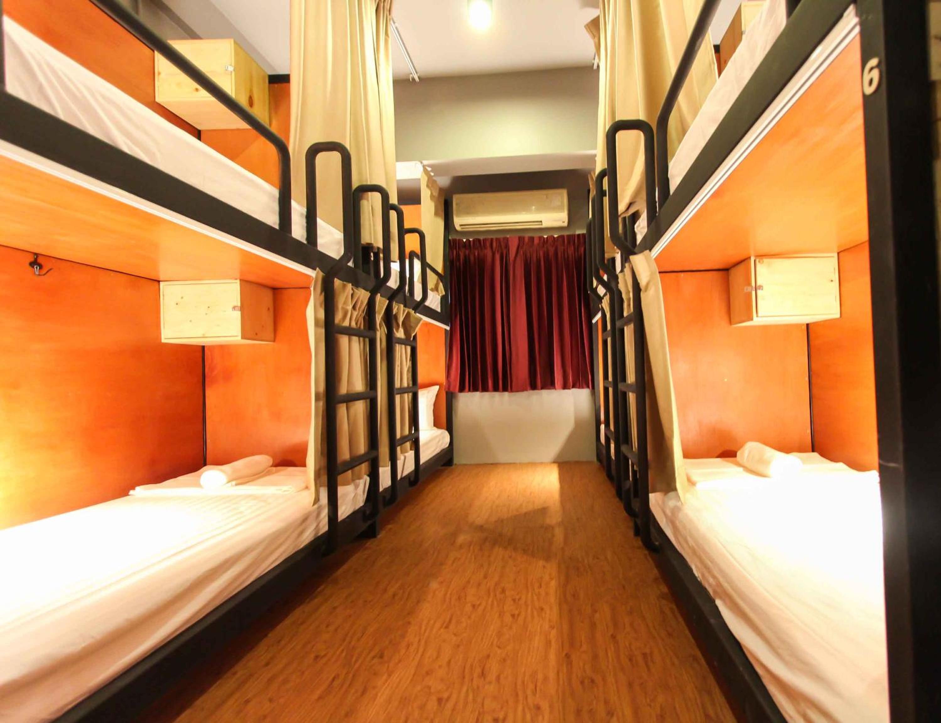 Bed in 4-Bed Female Dormitory Room photo 1