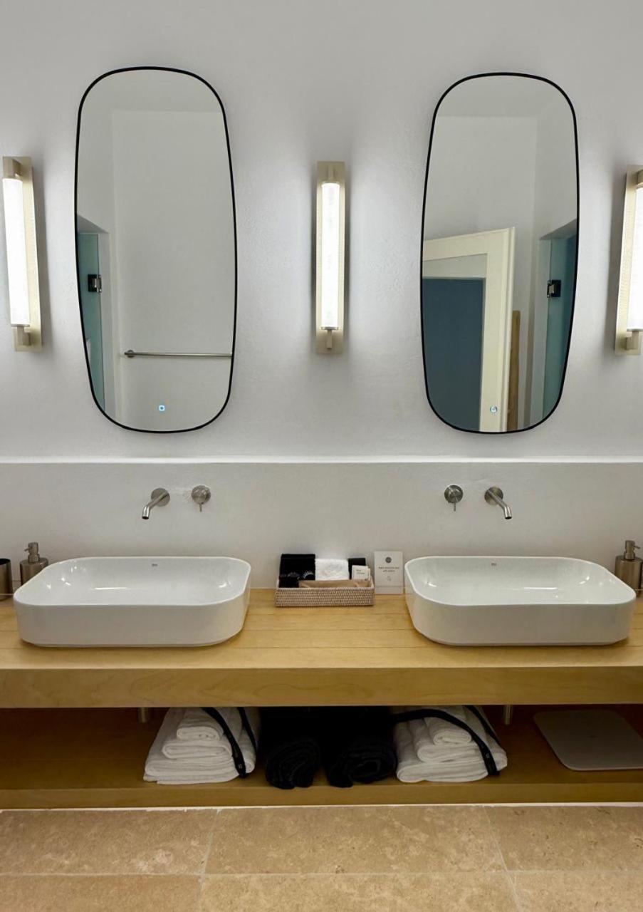 Superior Deluxe Double or Twin Room 