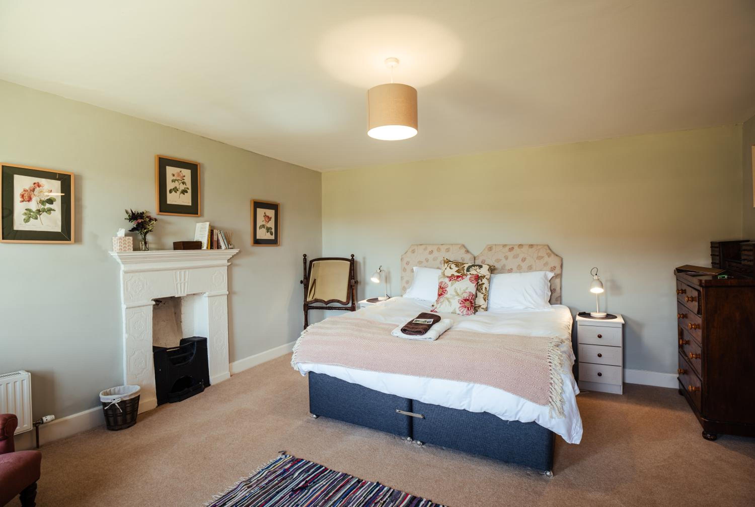 Double or Twin Room with Private Bathroom
