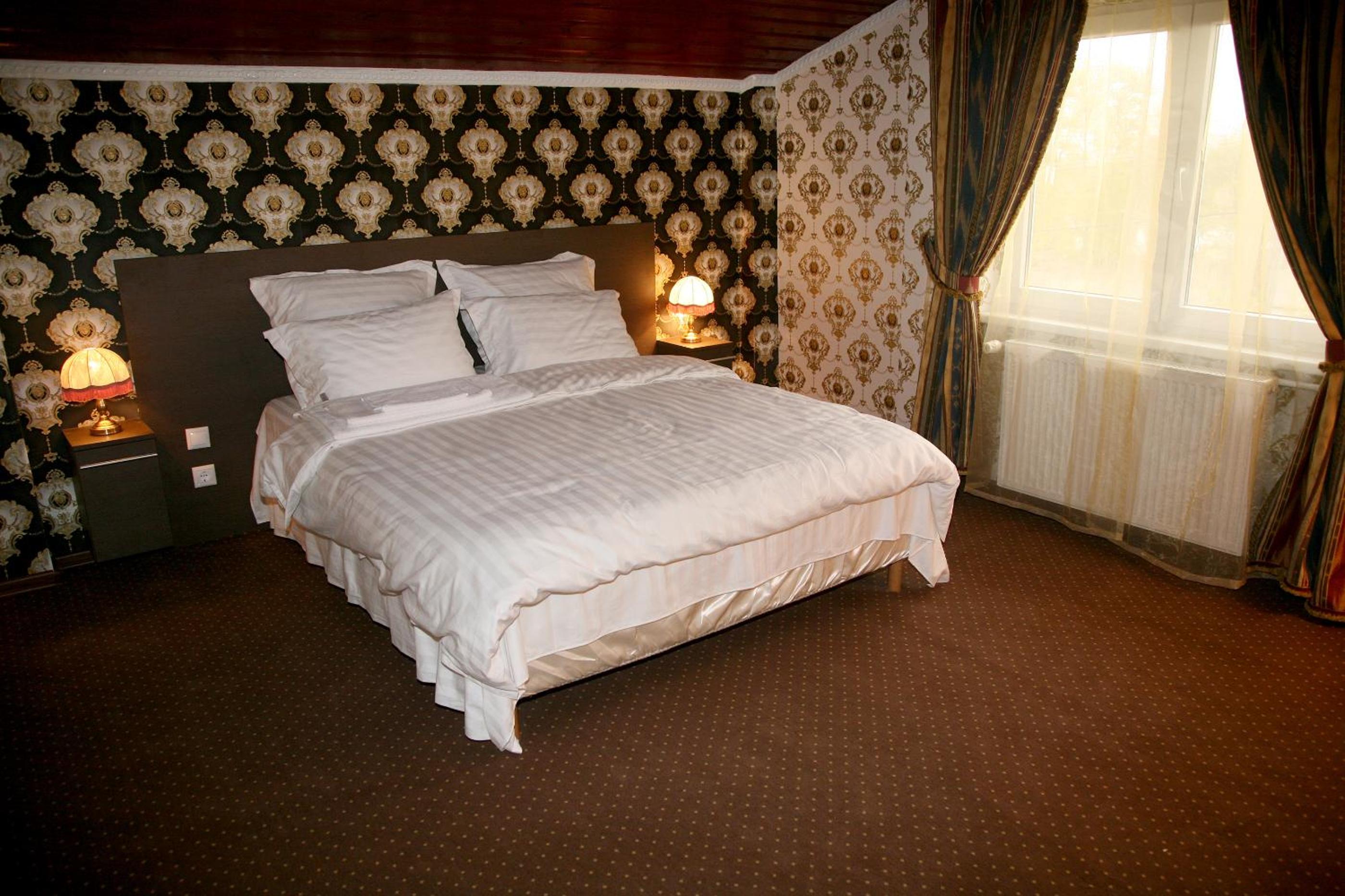 Double Room with Private External Bathroom photo 1