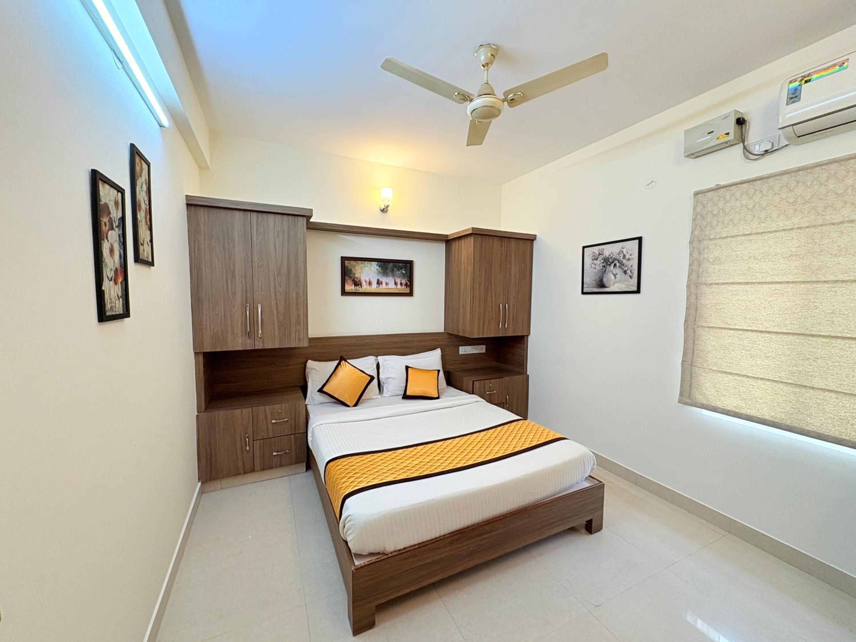 Deluxe One-Bedroom Apartment - Photo 7