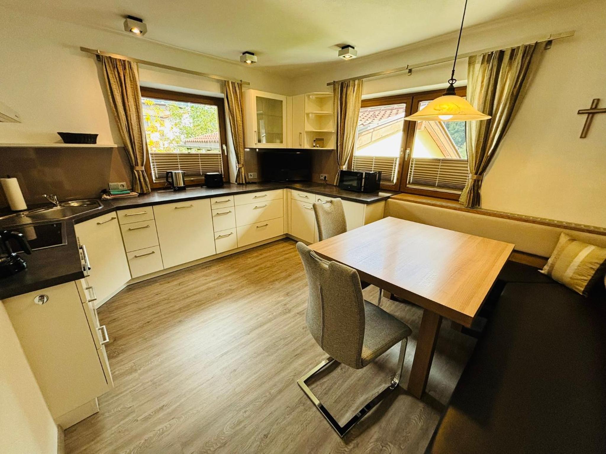 Two-Bedroom Apartment with Mountain View