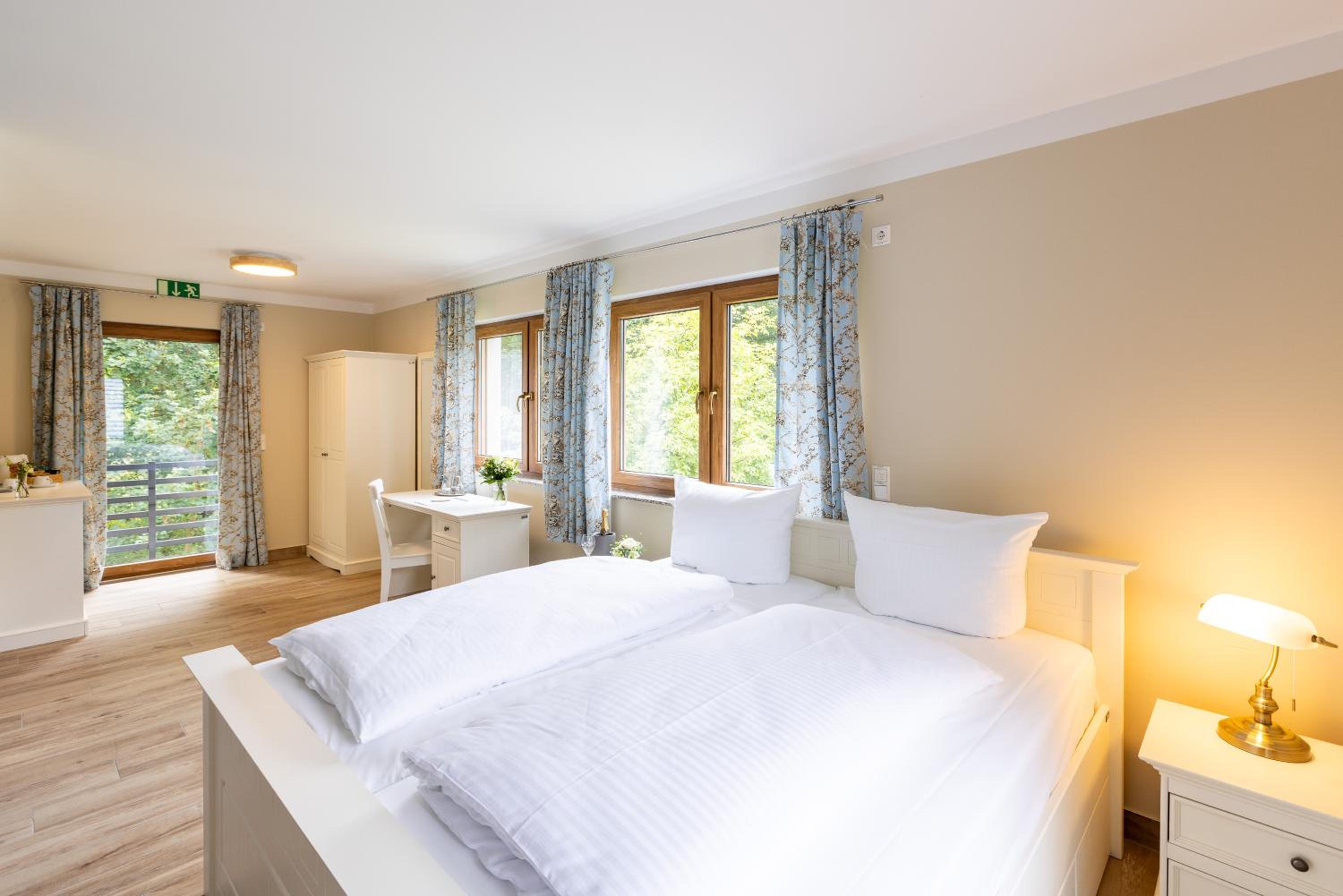 Comfort Double Room with Forest View in Guest house