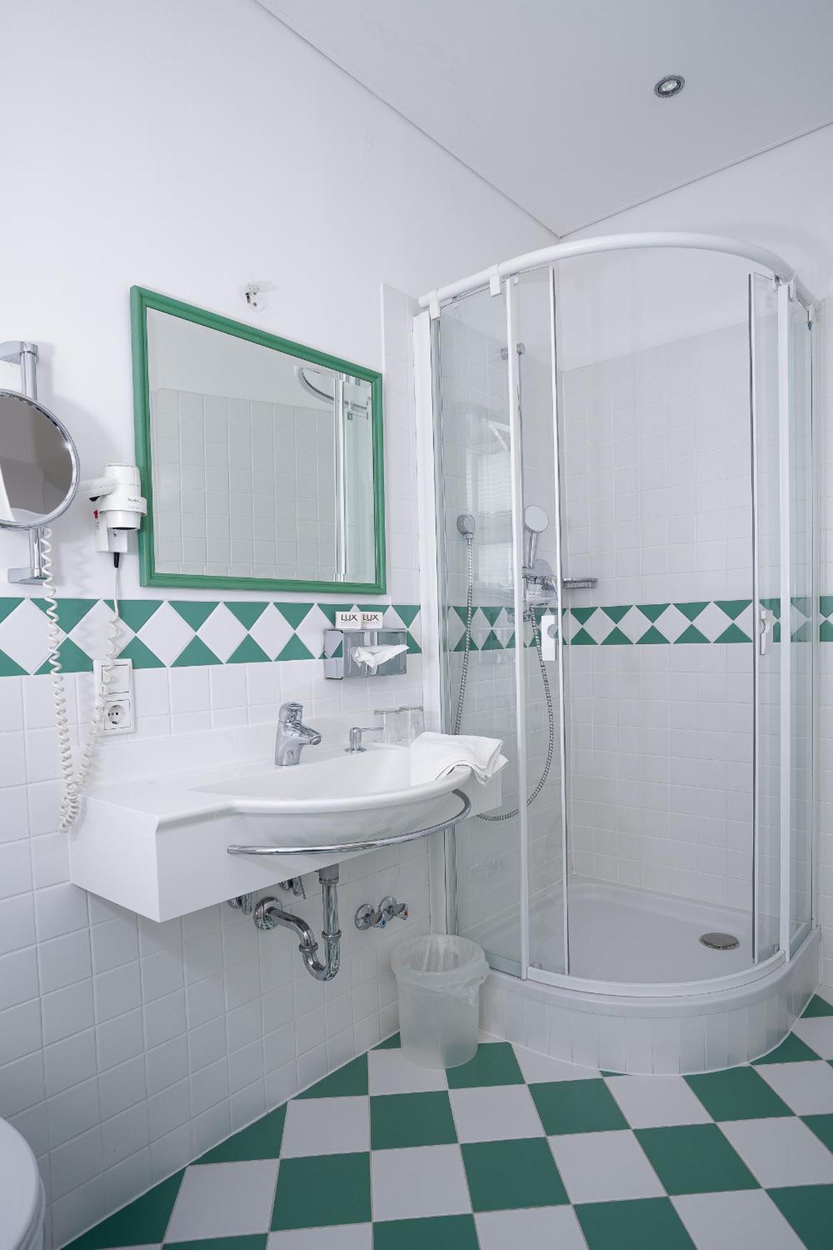 Comfort Triple Room