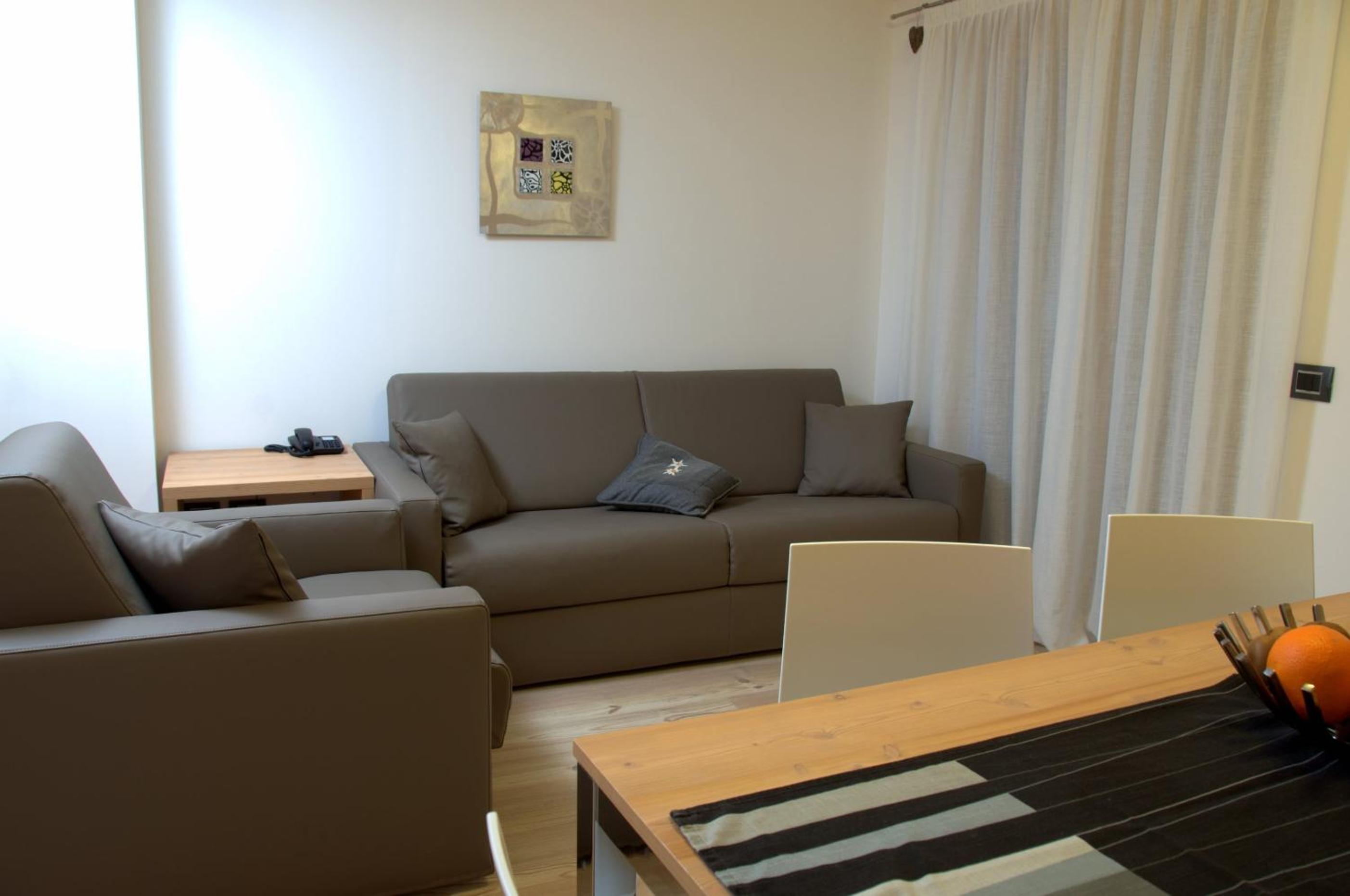 Two-Bedroom Apartment 6 photo 1