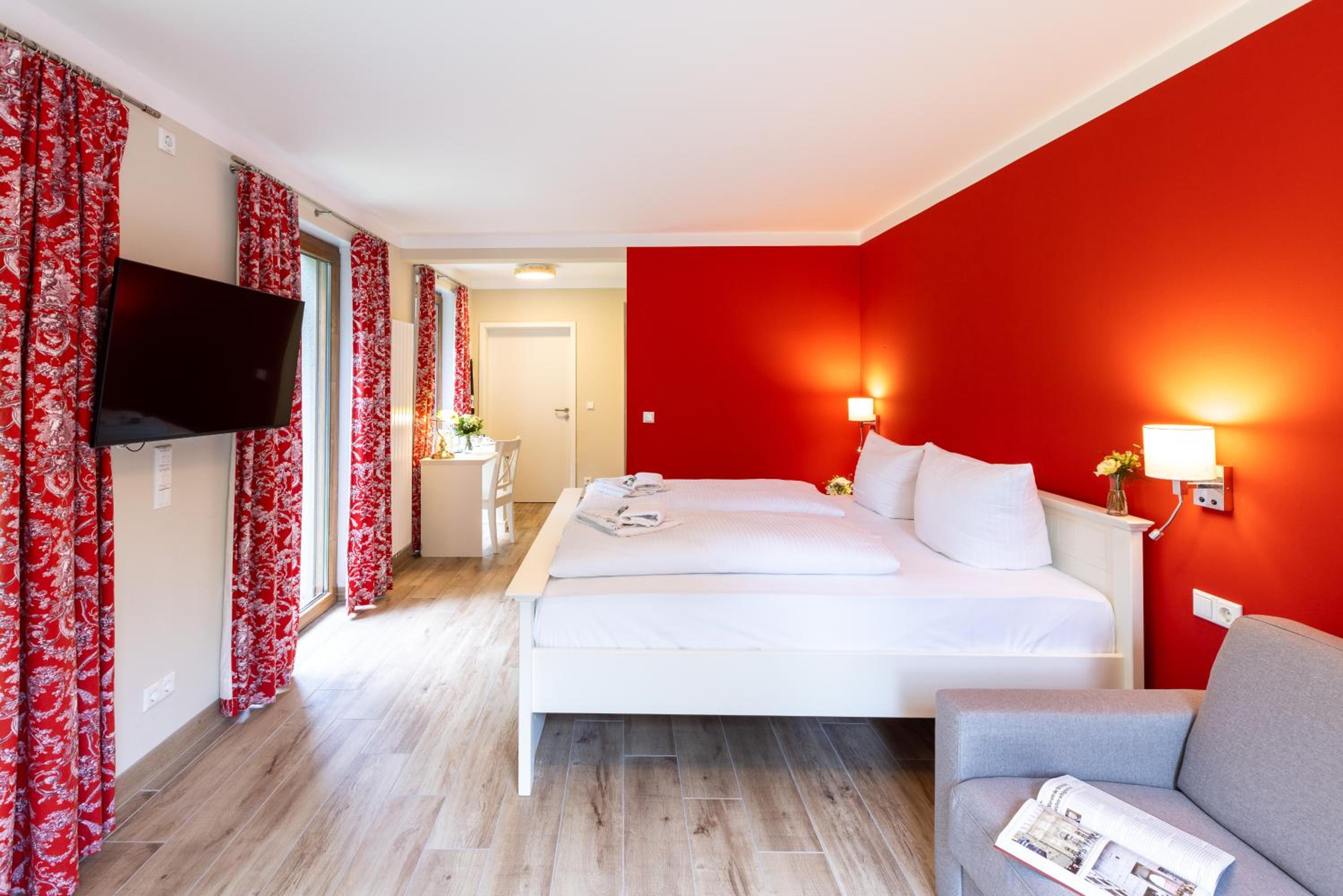Comfort Double Room with Lake View in Guest house photo 1