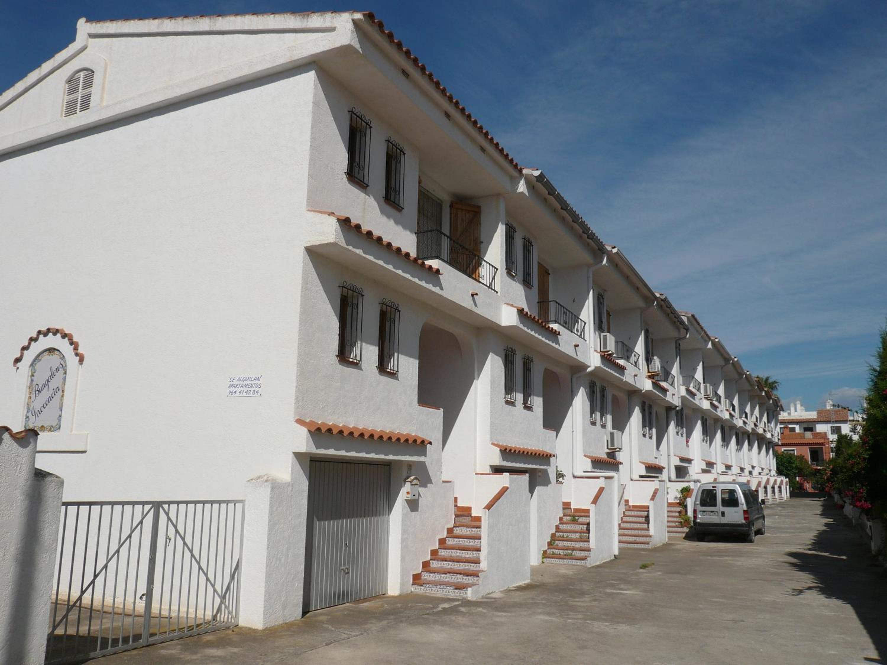 Bungalow de Tres Dormitorios