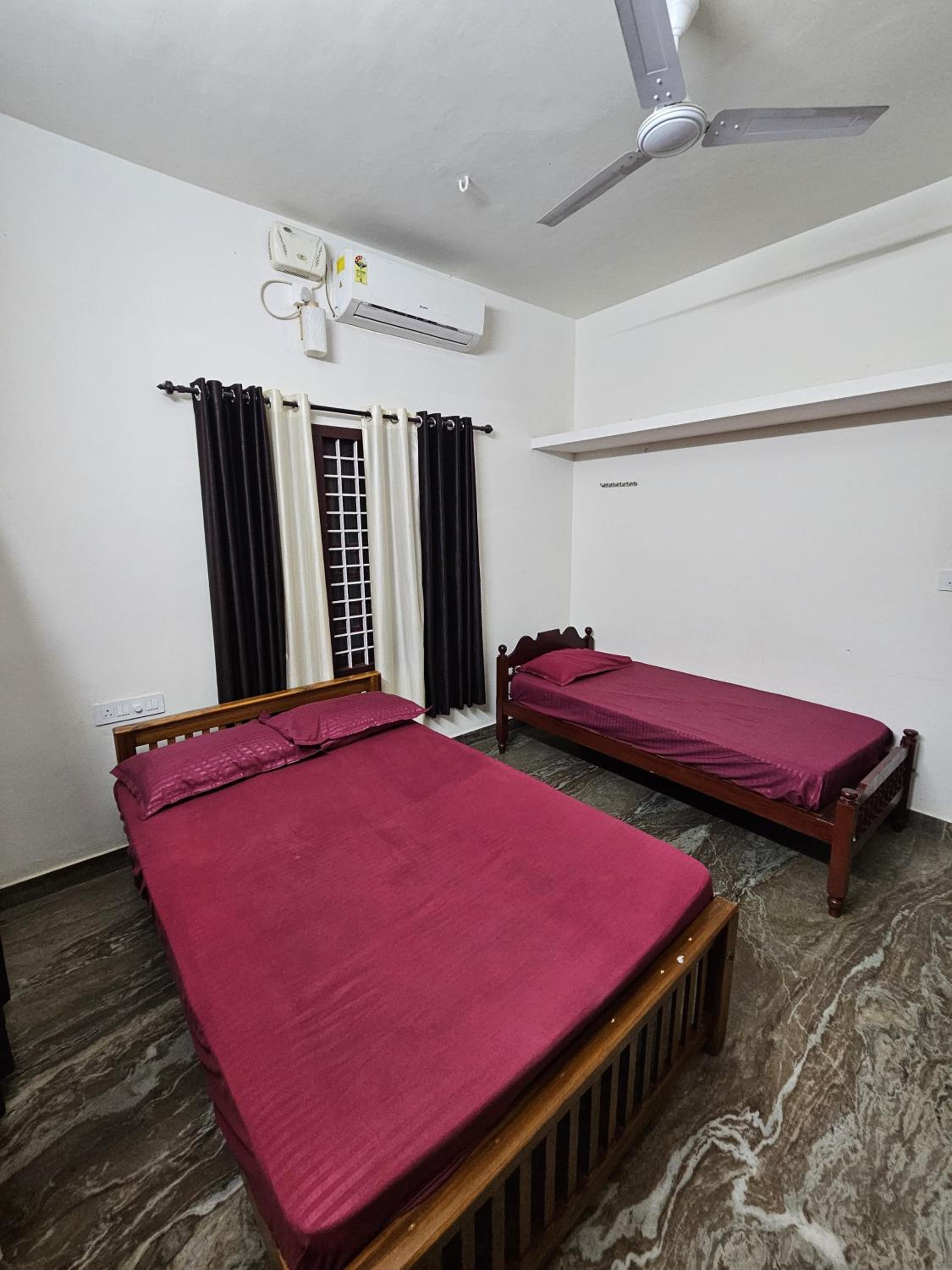 4-Bed Mixed Dormitory Room