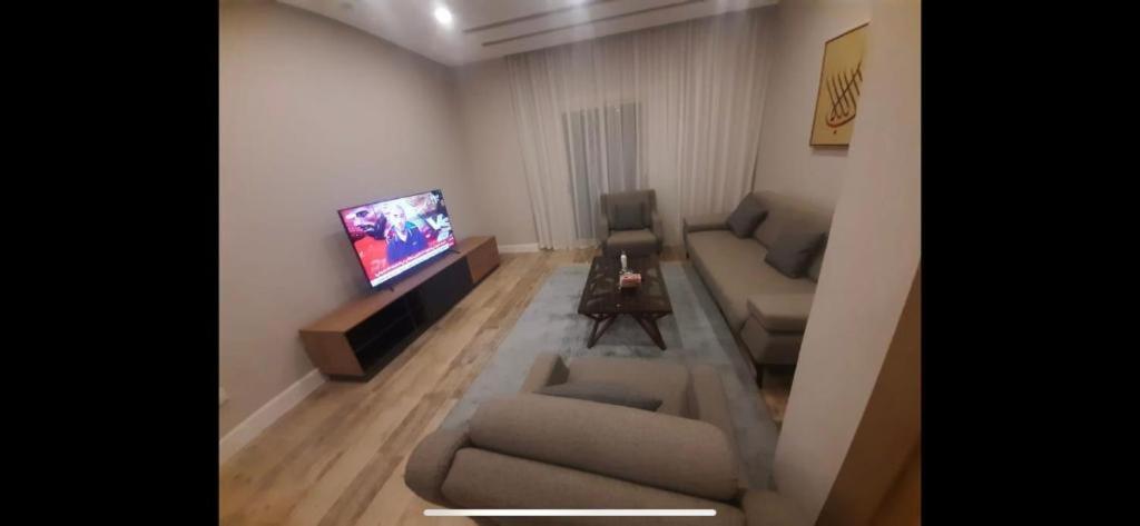 One-Bedroom Apartment with Balcony