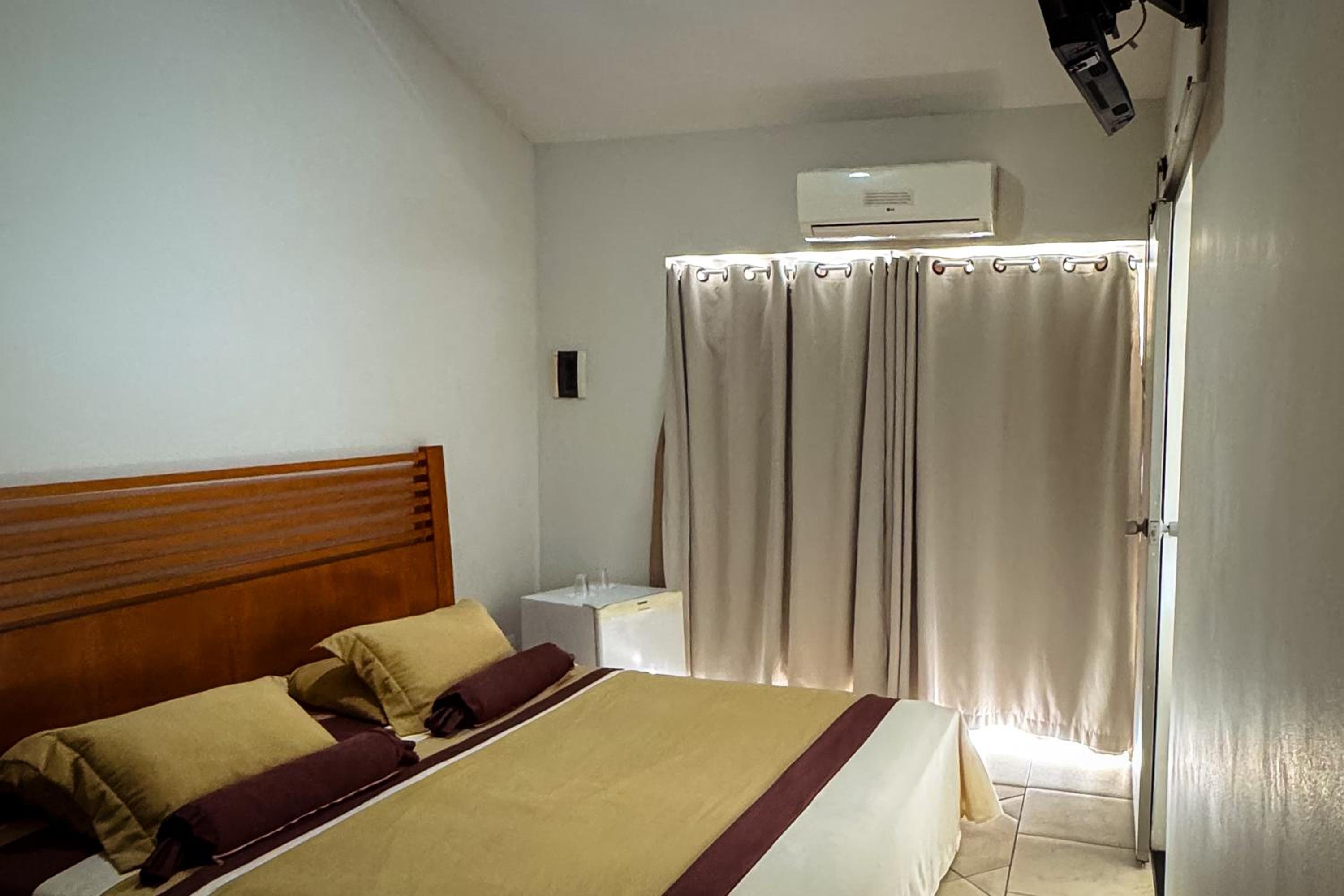 Standard Room with City View photo 3