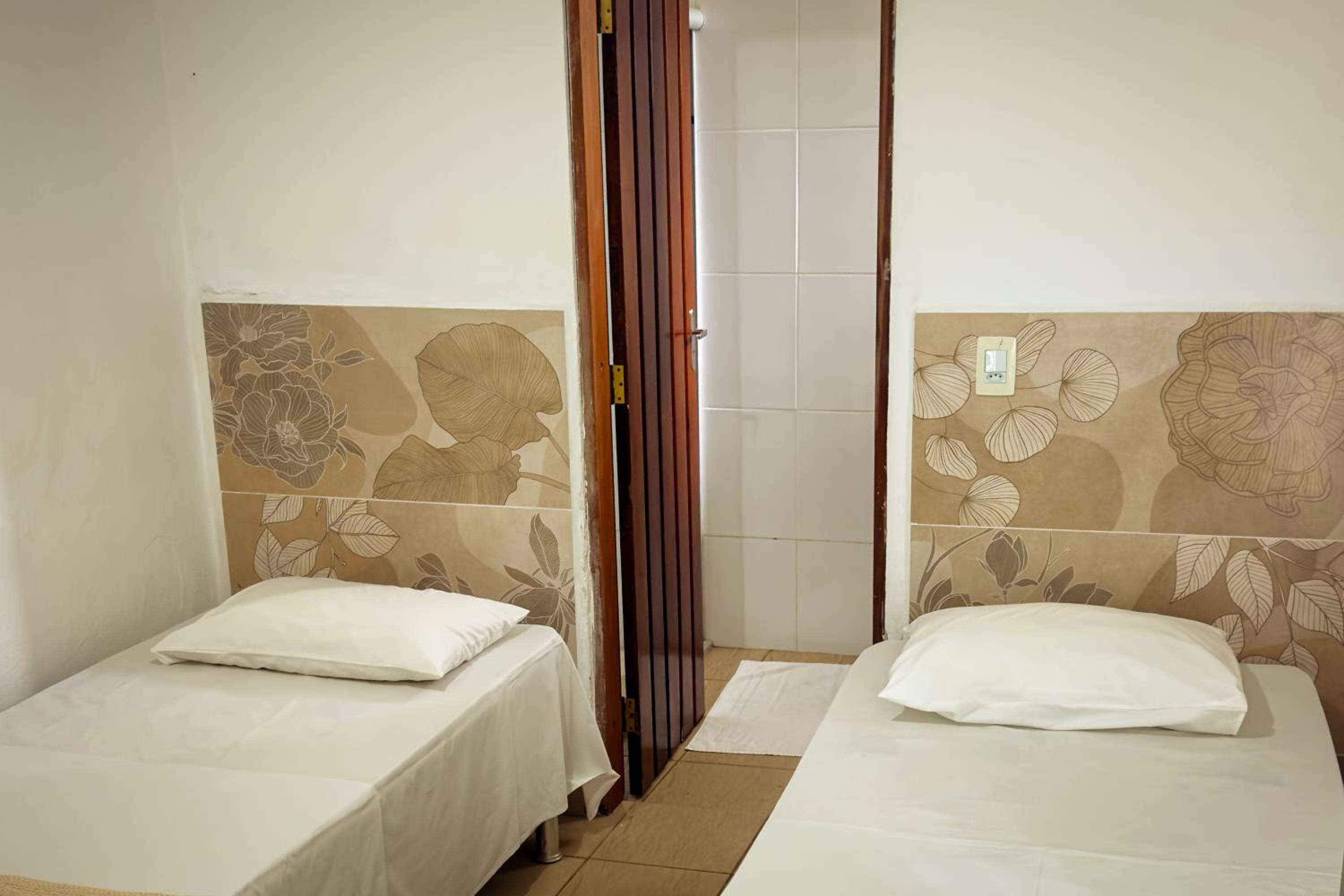 Budget Double Room photo 3
