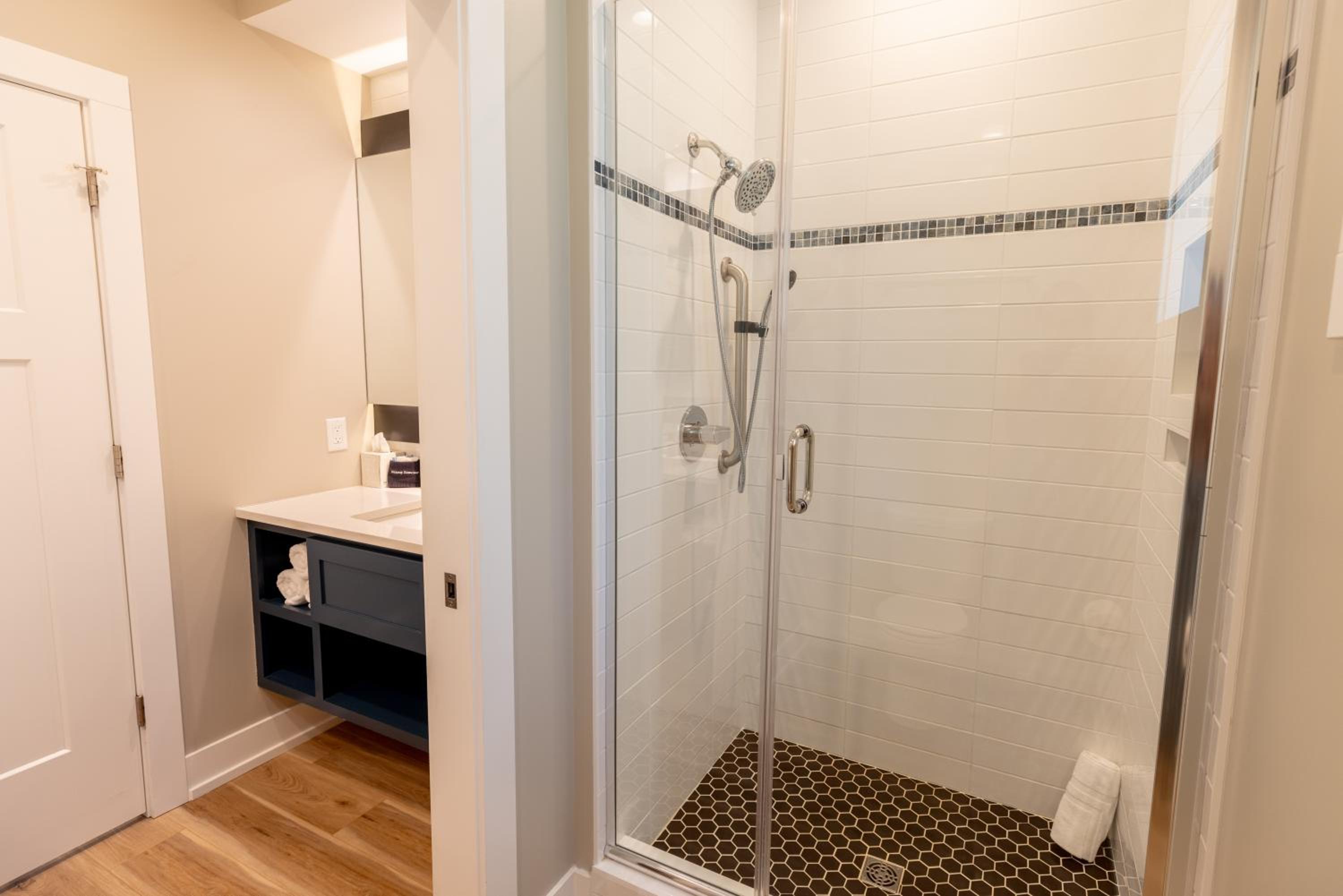 Two-Bedroom Cottage photo 1