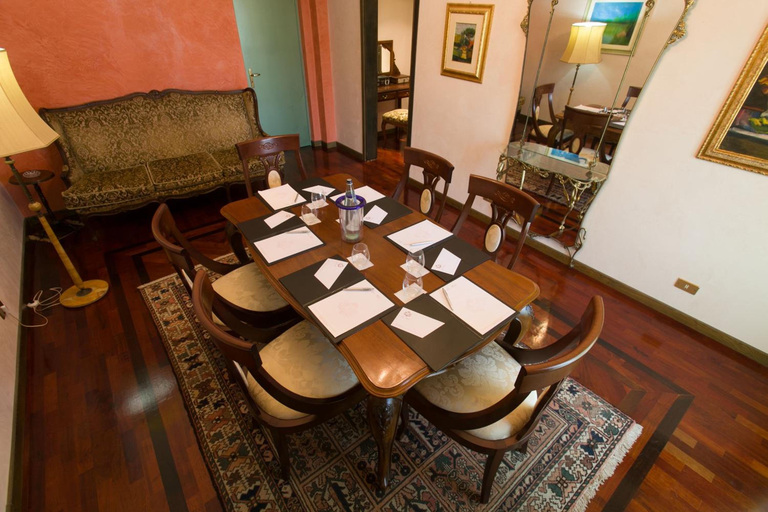 Suite - Photo 4