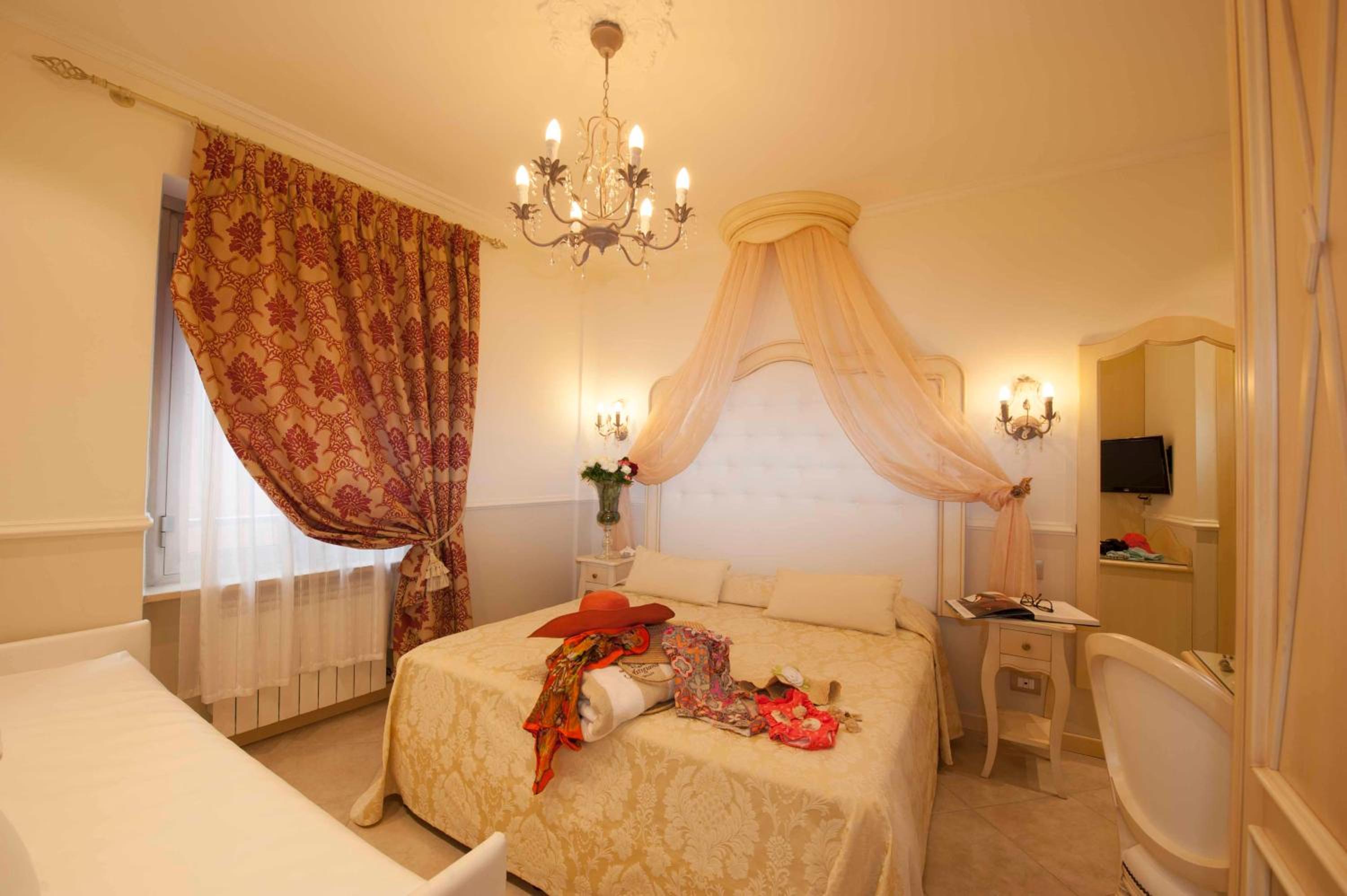 Deluxe Quadruple Room - Photo 1