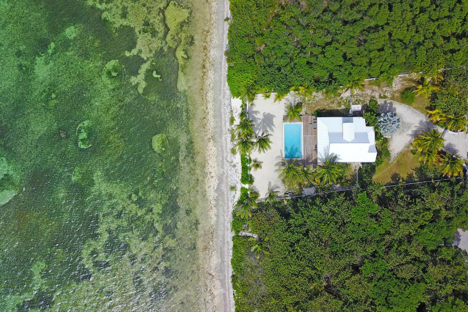 Villa photo 1