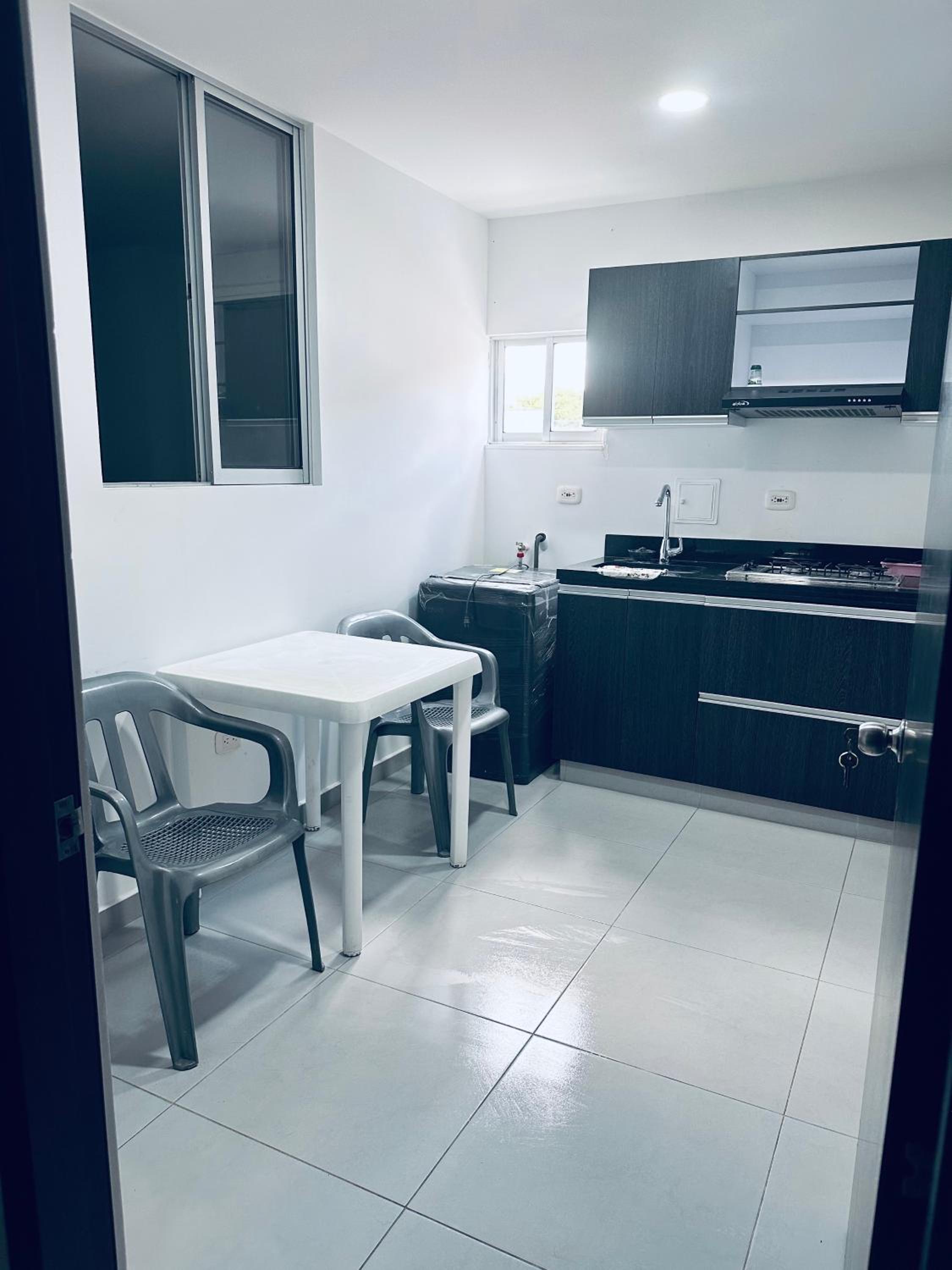 Apartment photo 2