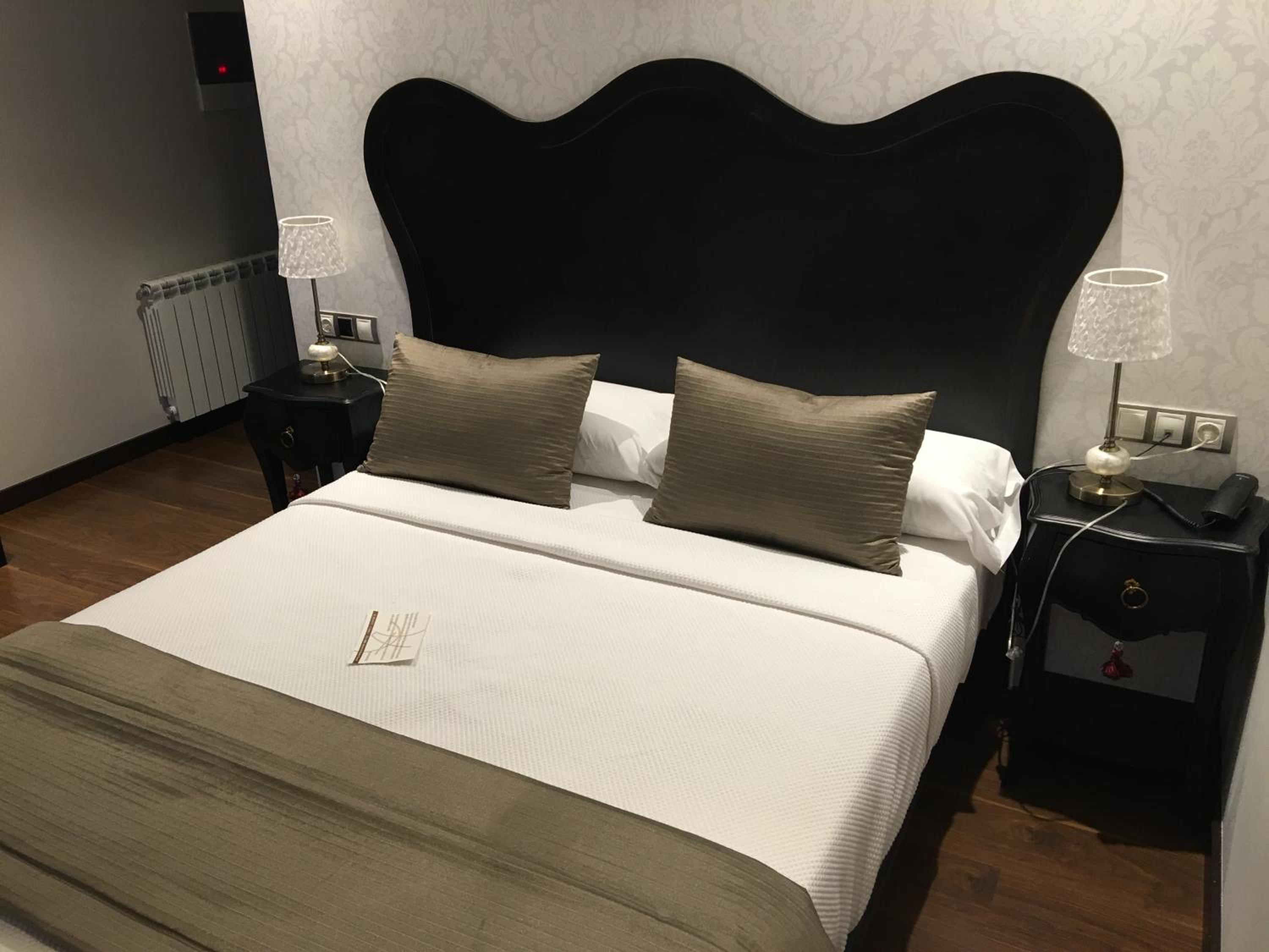 Double Room - Disability Access photo 2