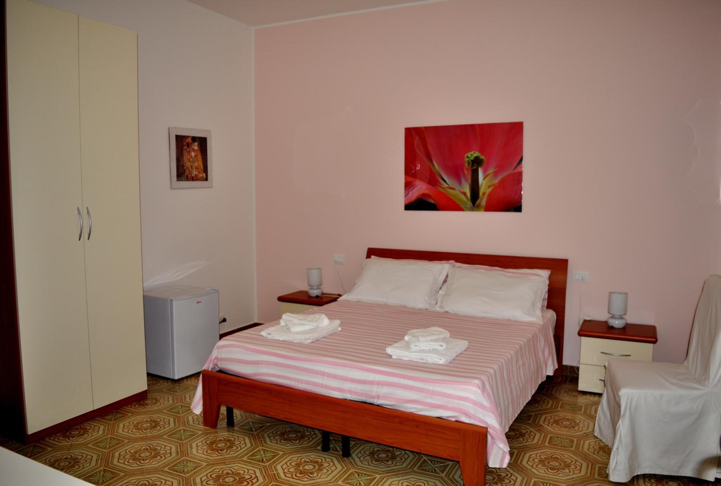 Double Room with Private Bathroom photo 1